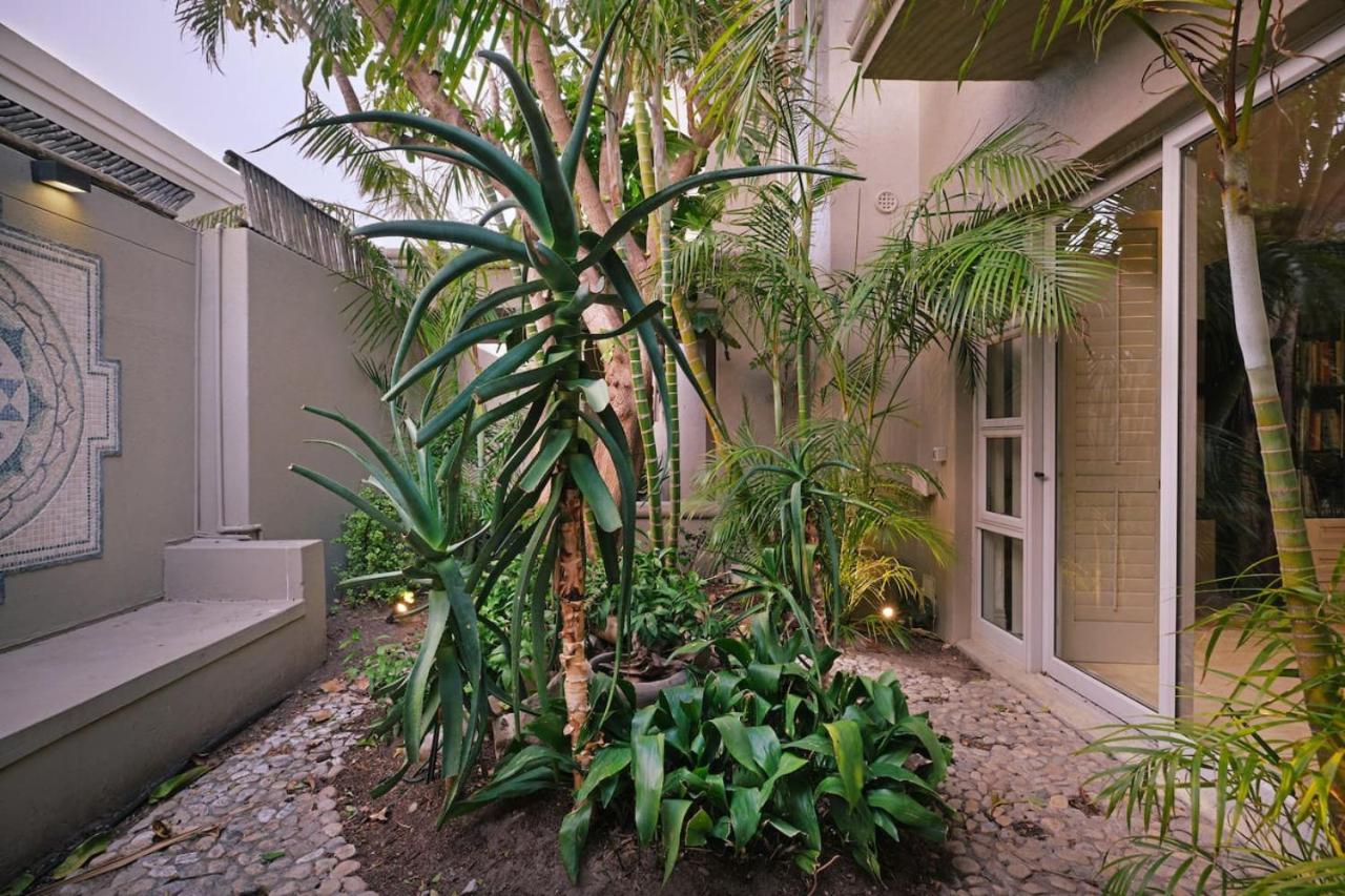 Fresnaye Ocean and Mountain Views Back Up Power