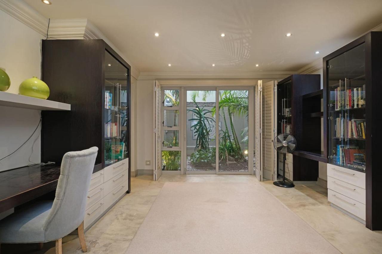 Fresnaye Ocean and Mountain Views Back Up Power