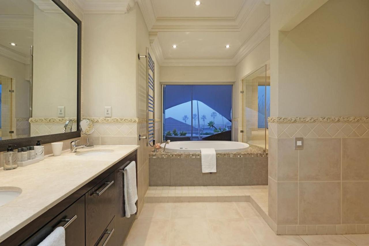 Fresnaye Ocean and Mountain Views Back Up Power