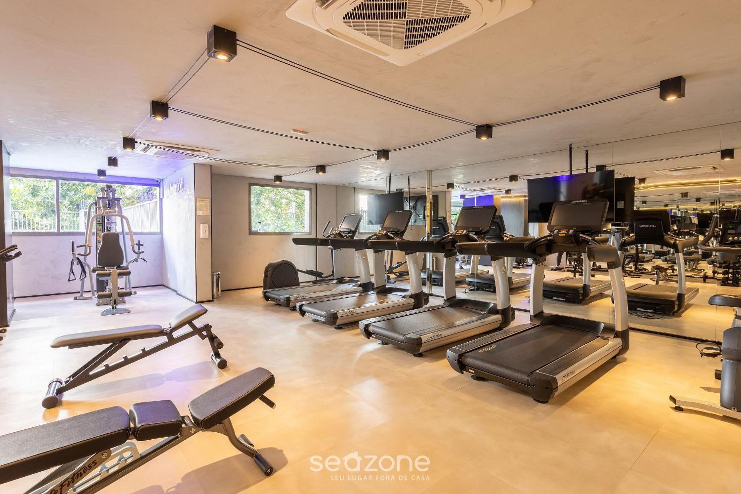 Zen Studio w/panoramic view of São Paulo ONJ2612