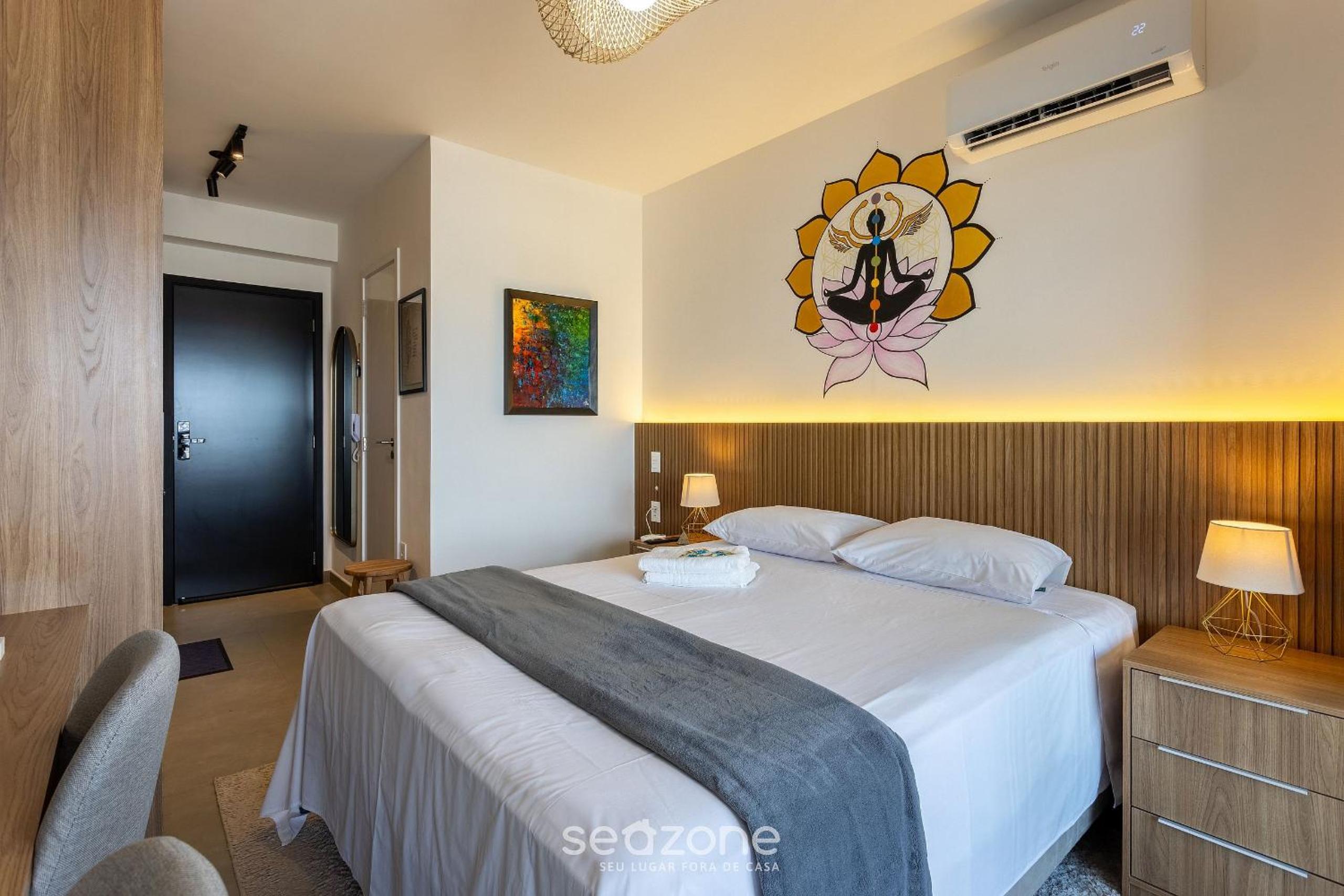 Zen Studio w/panoramic view of São Paulo ONJ2612