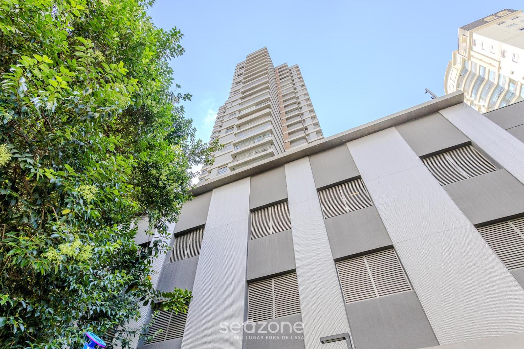 Zen Studio w/panoramic view of São Paulo ONJ2612