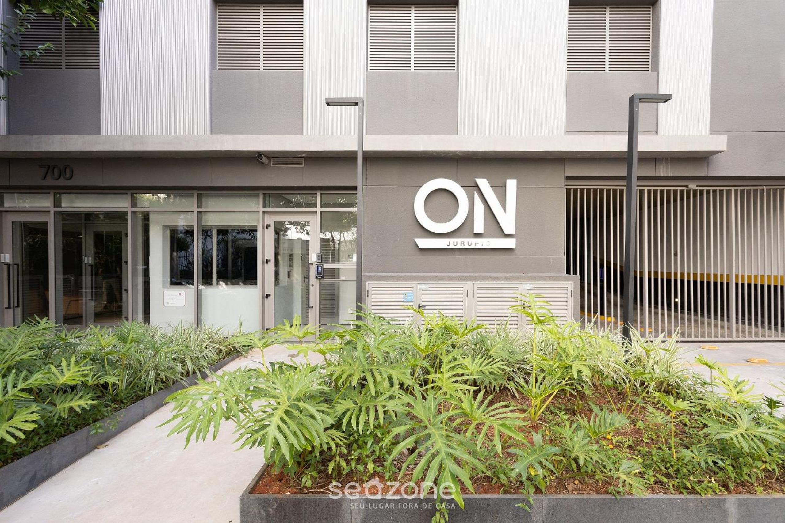 Zen Studio w/panoramic view of São Paulo ONJ2612