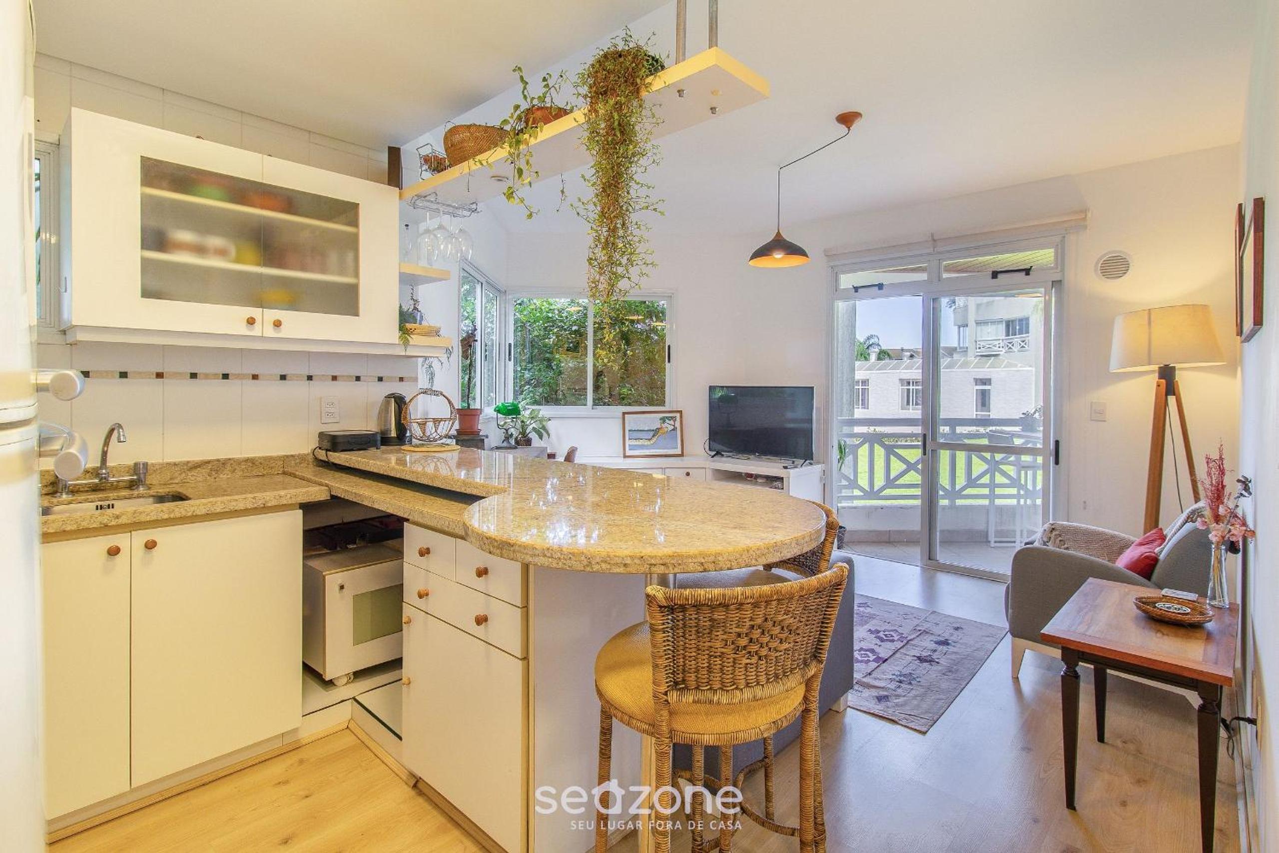 Apartamento na Lagoa da Conceição PLG0012
