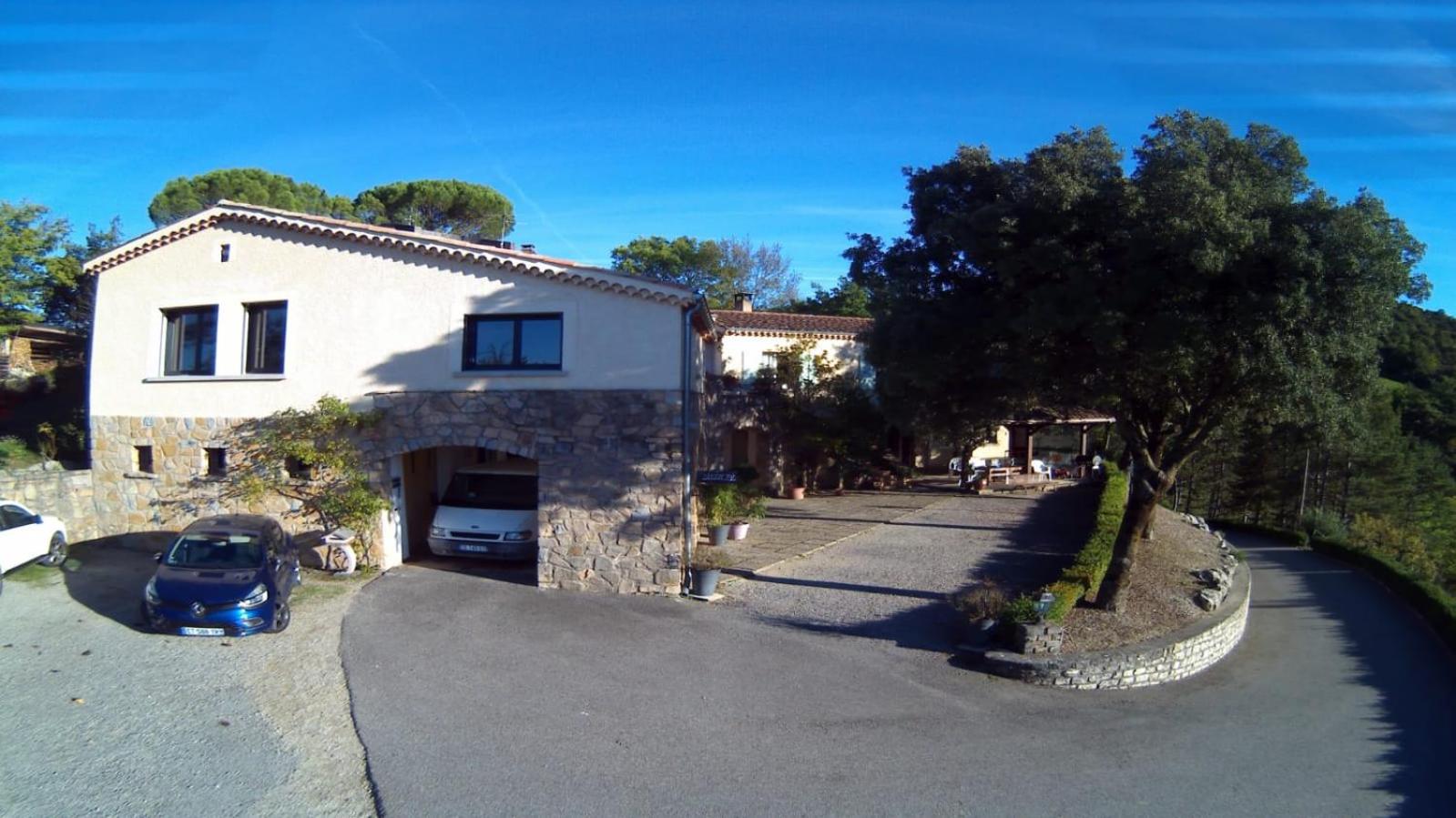 Photo 41