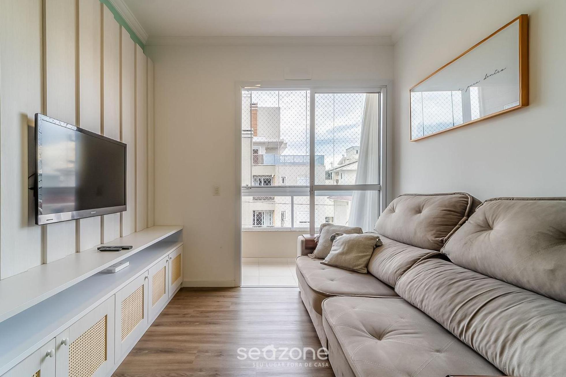 Apt w/ gourmet balcony 800m from the beach CBE0201