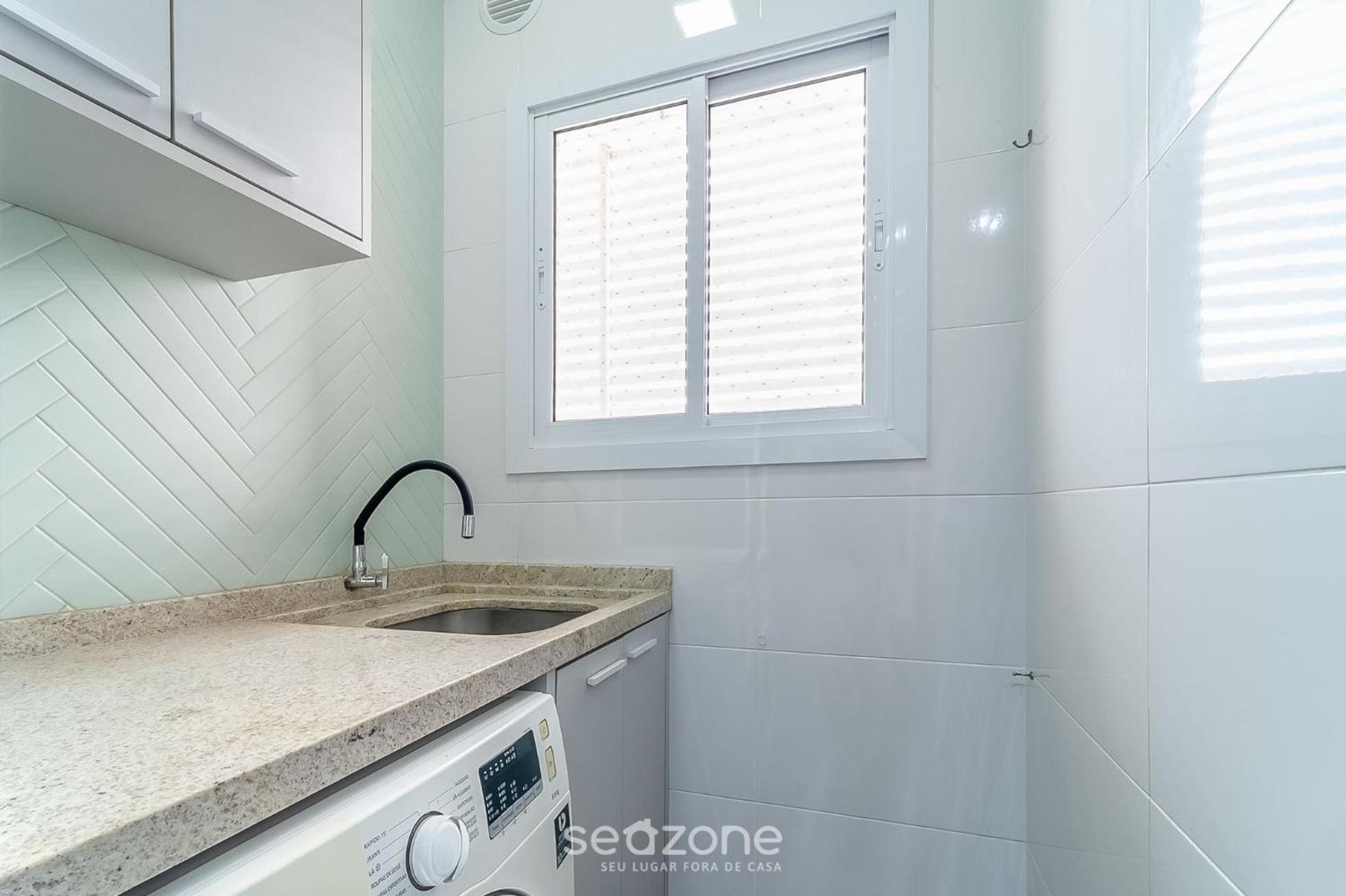 Apt w/ gourmet balcony 800m from the beach CBE0201