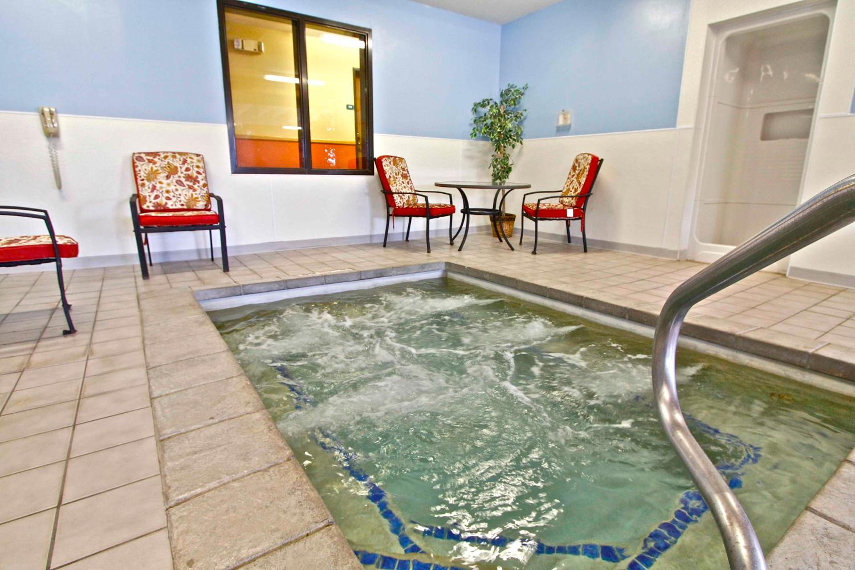 Pierre Vacations - Governors Inn a Travelodge by Wyndham - Property Image 87