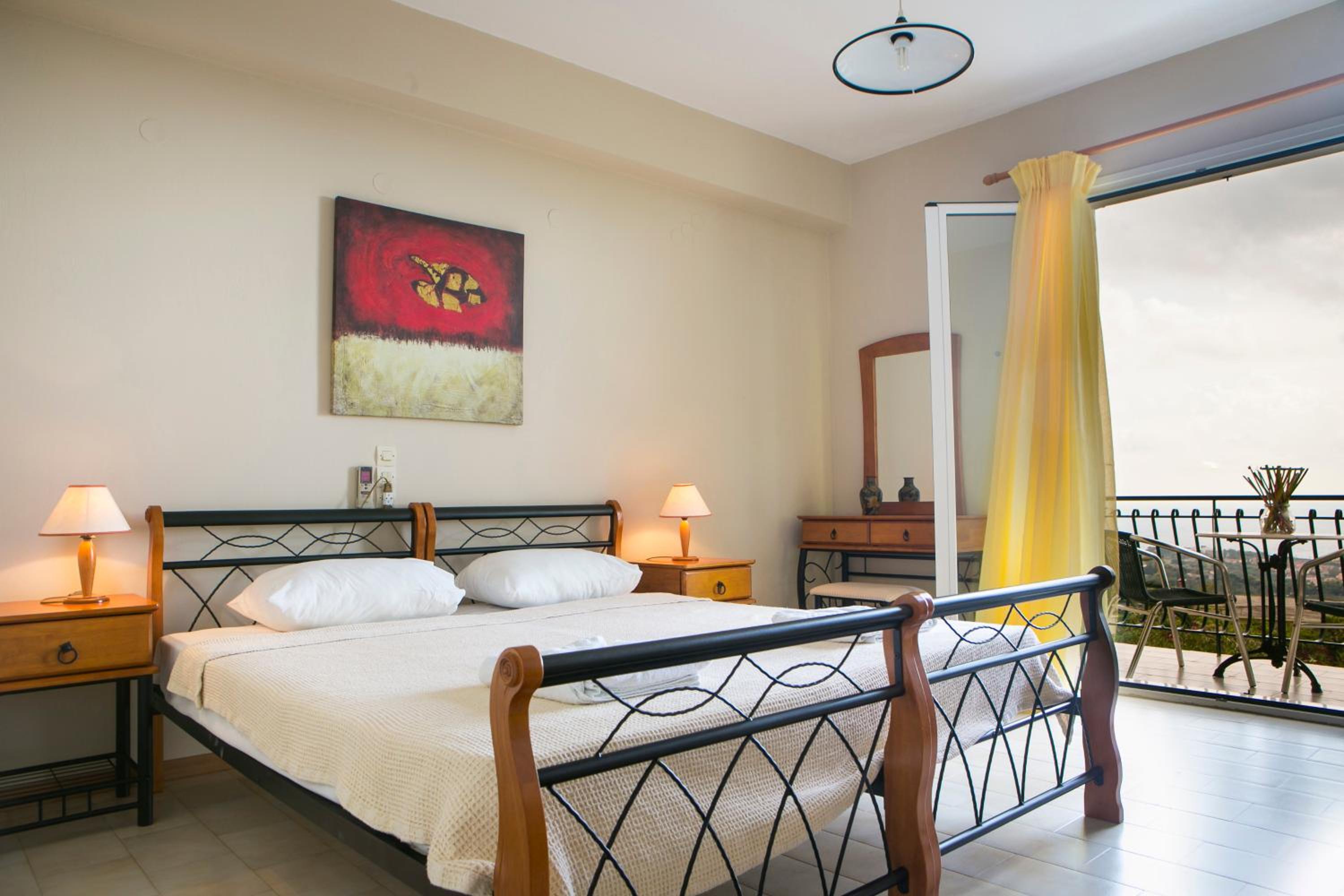 Irena Studios & Apartments