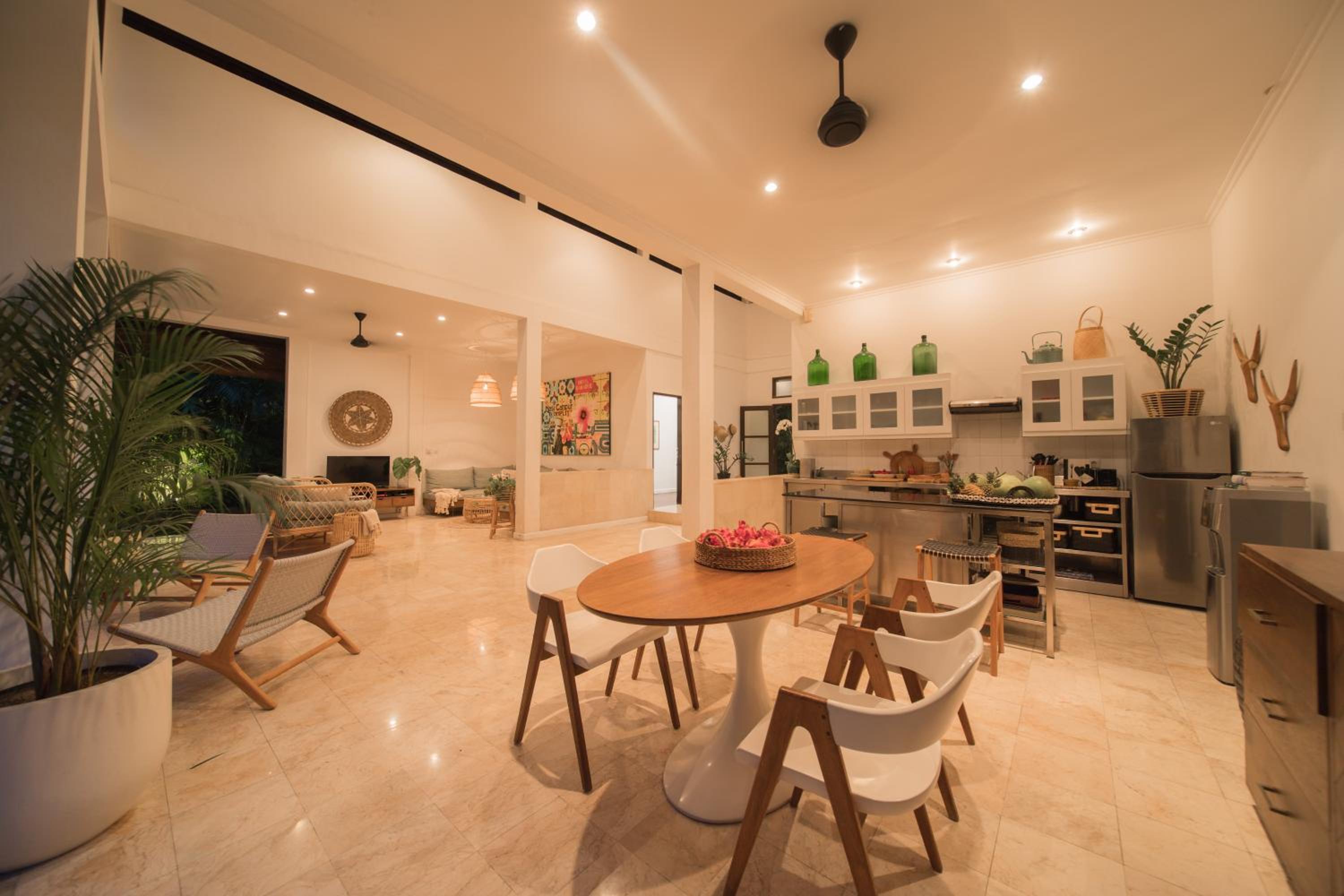 Villa Delapan Seminyak