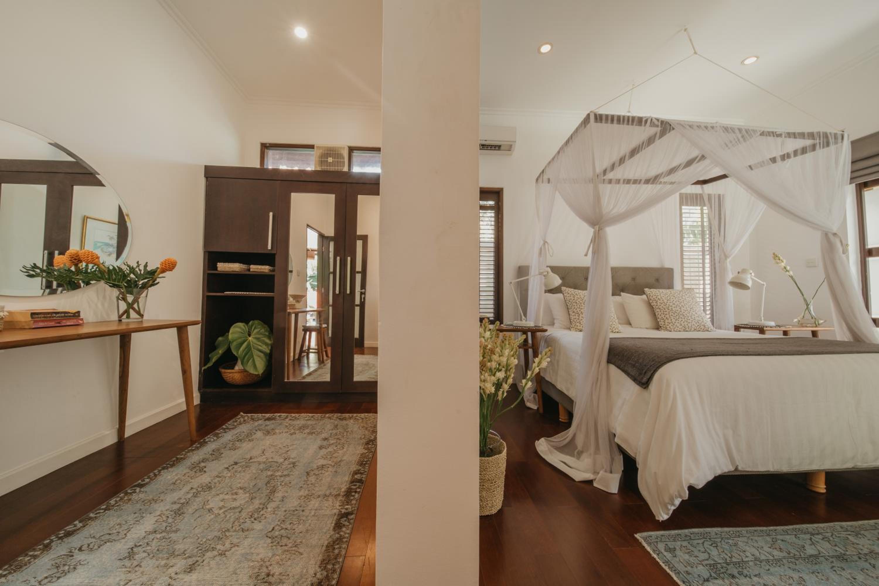 Villa Delapan Seminyak