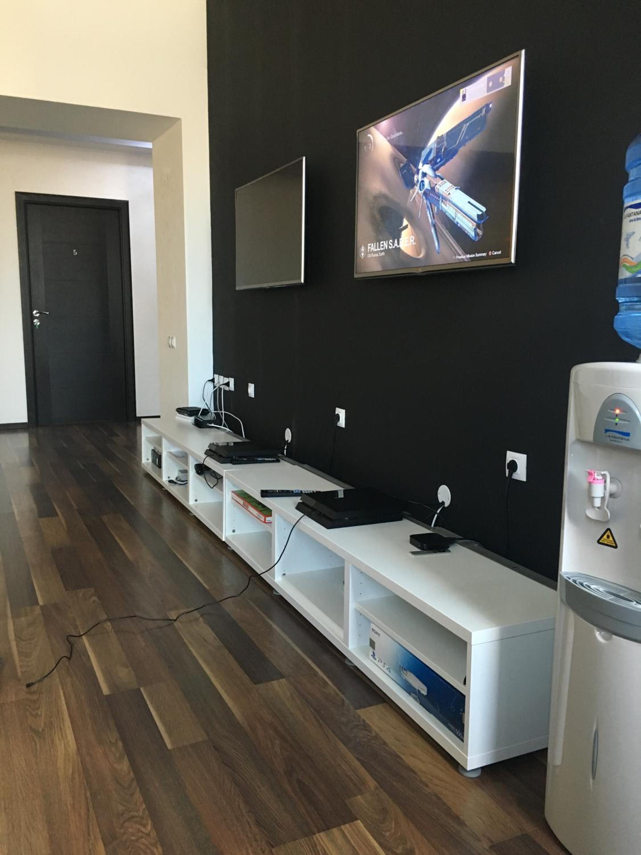 GIA Suites