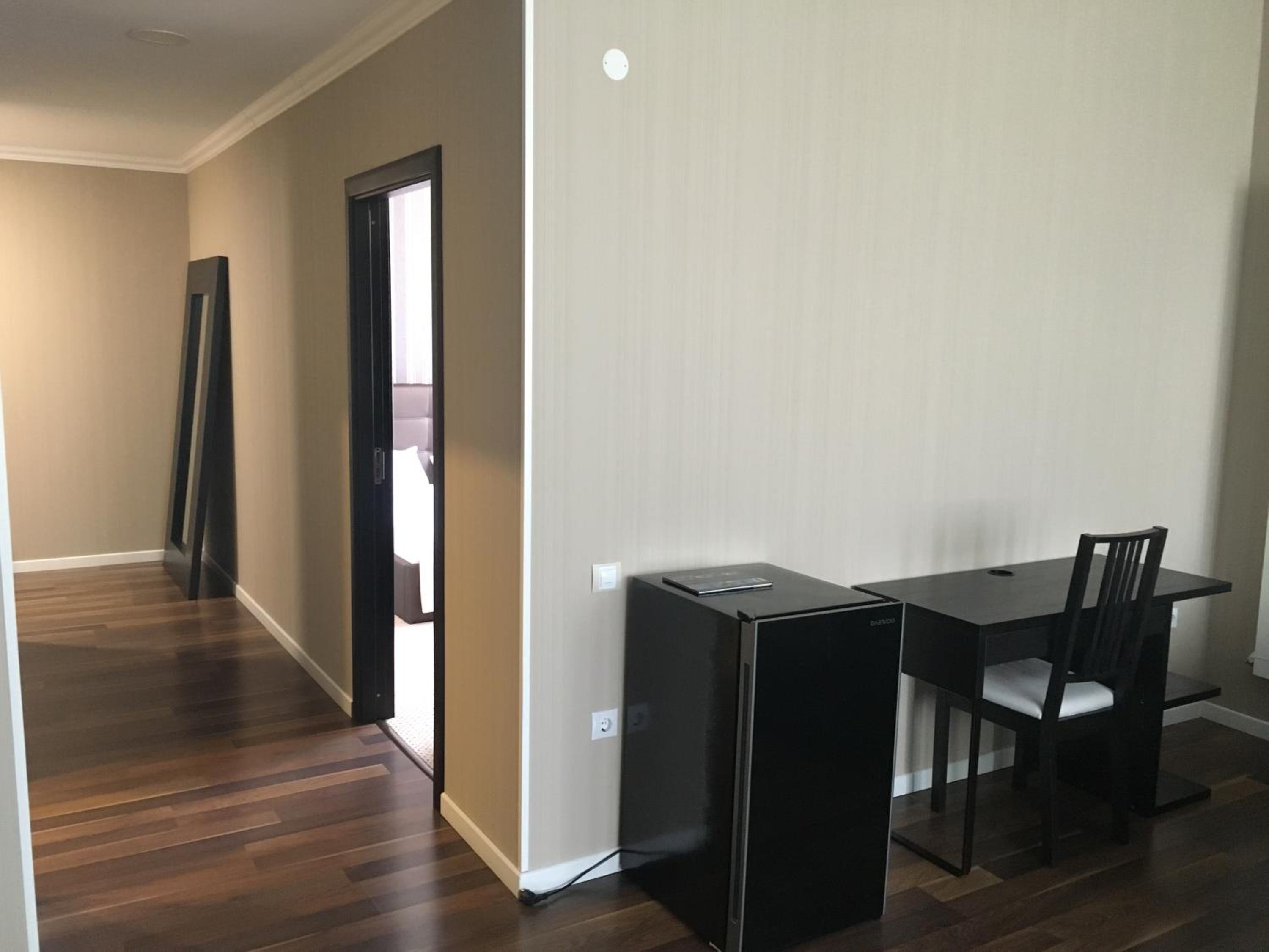 GIA Suites