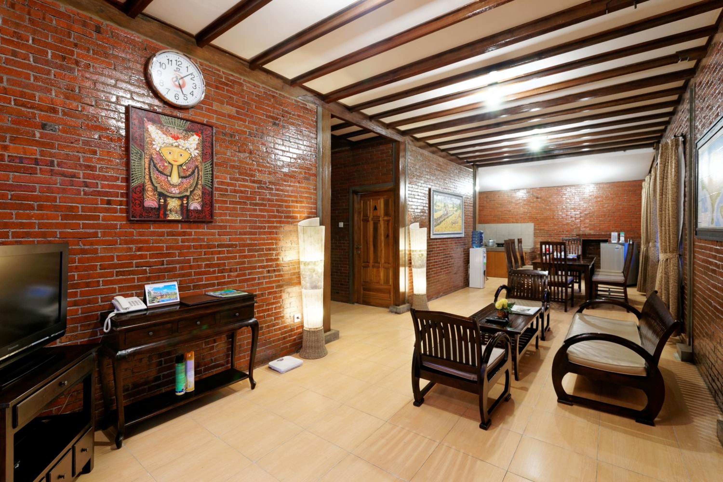 Jambuluwuk Convention Hall & Resort Batu