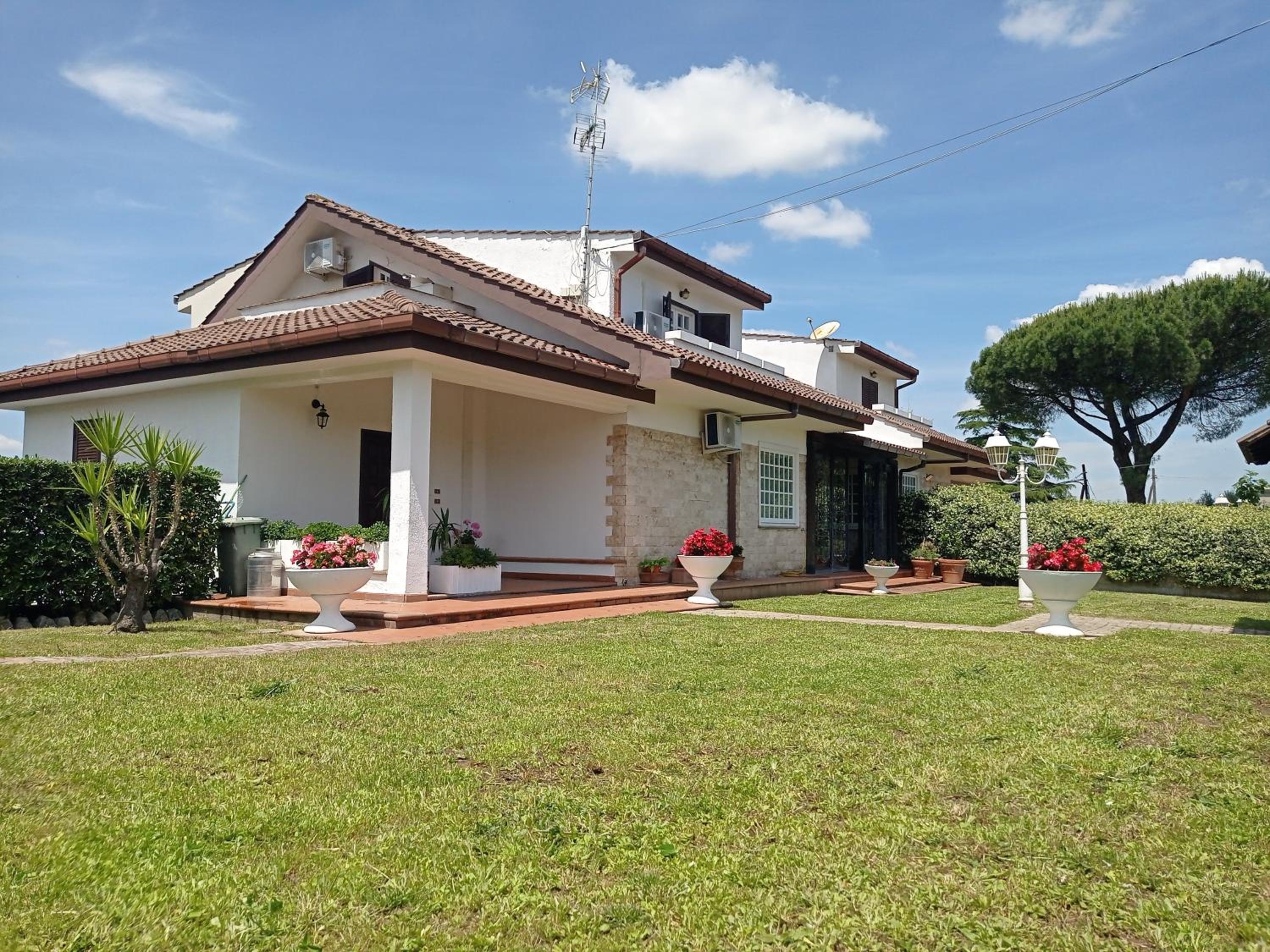 Villa Civetta tra Roma e i Castelli Romani