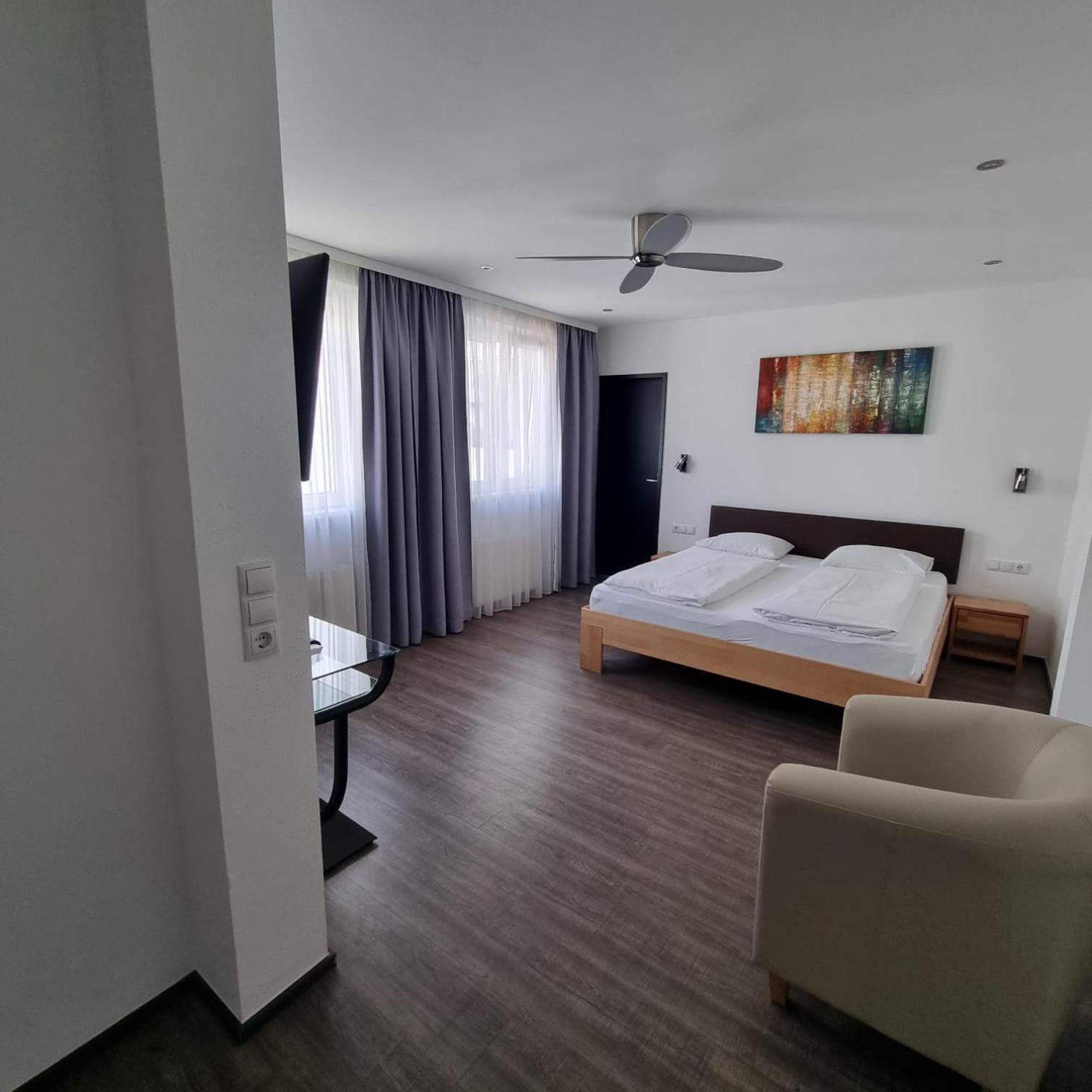 Hotel Central, photo 14