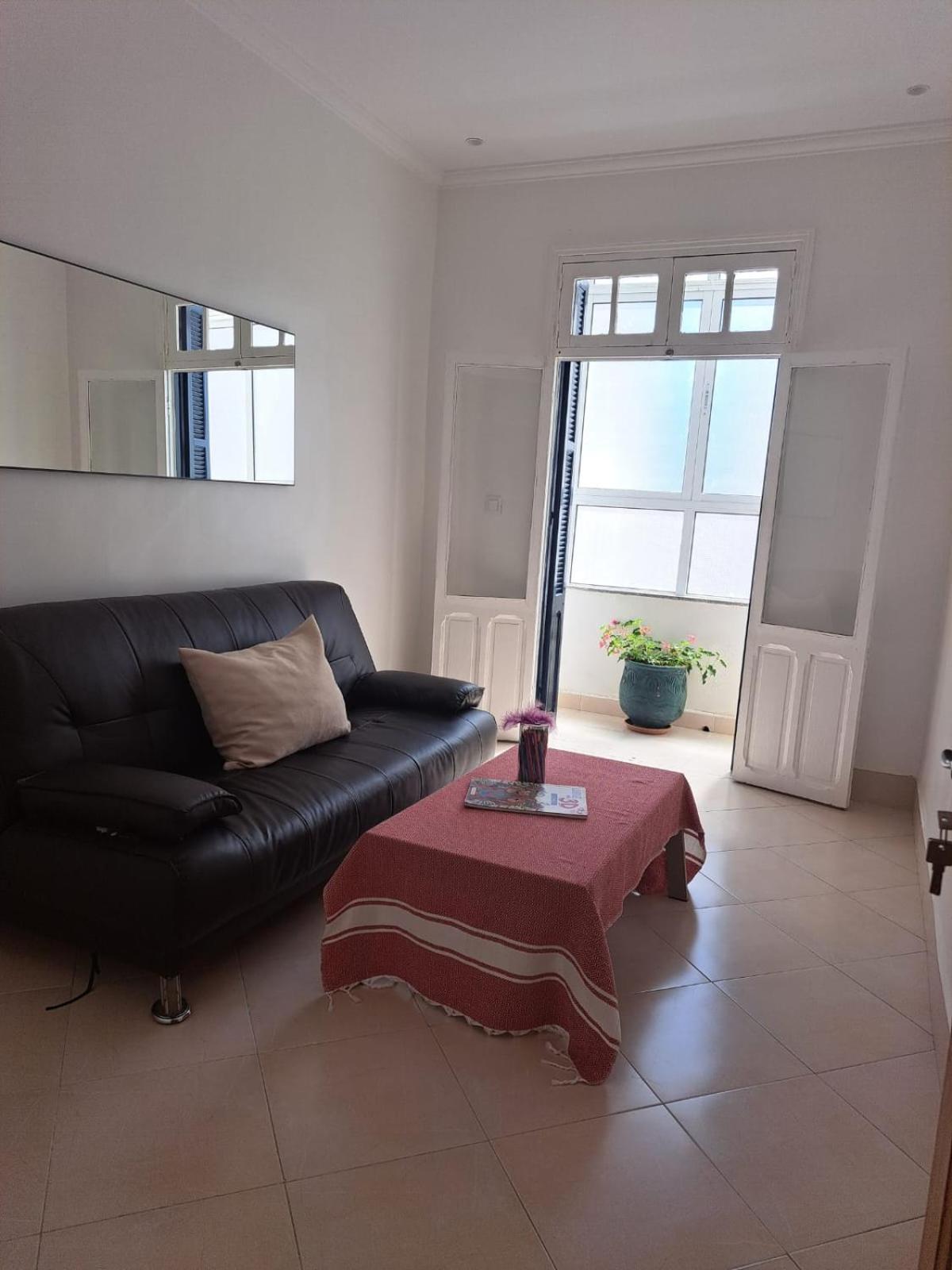 Central Tangier Apartment, Historic Medina, Margarita