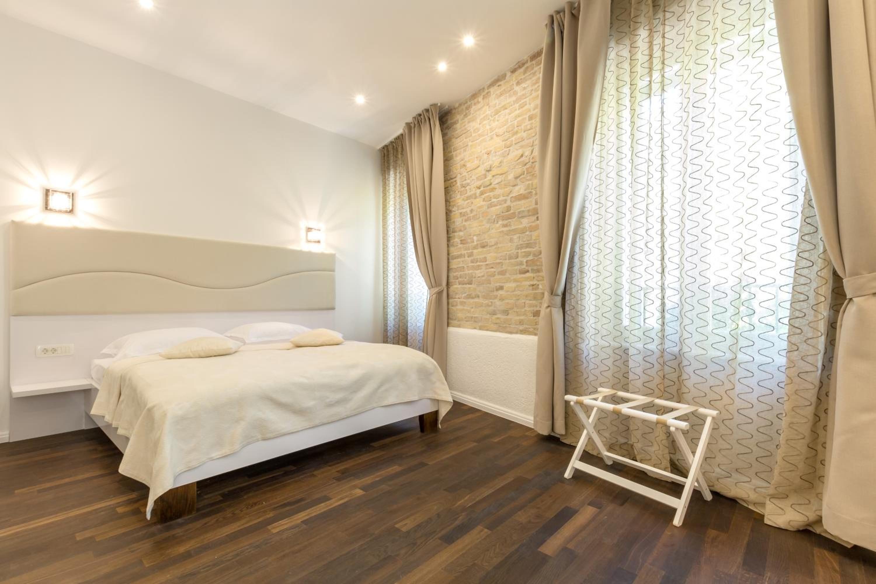 Pellegrini Luxury Rooms photo 59 of 76