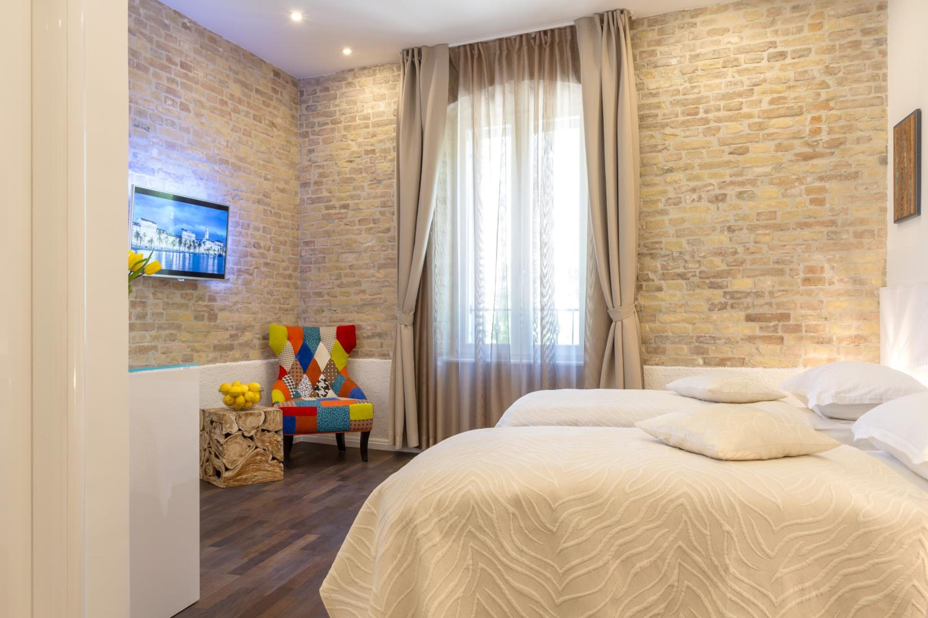 Pellegrini Luxury Rooms photo 70 of 76