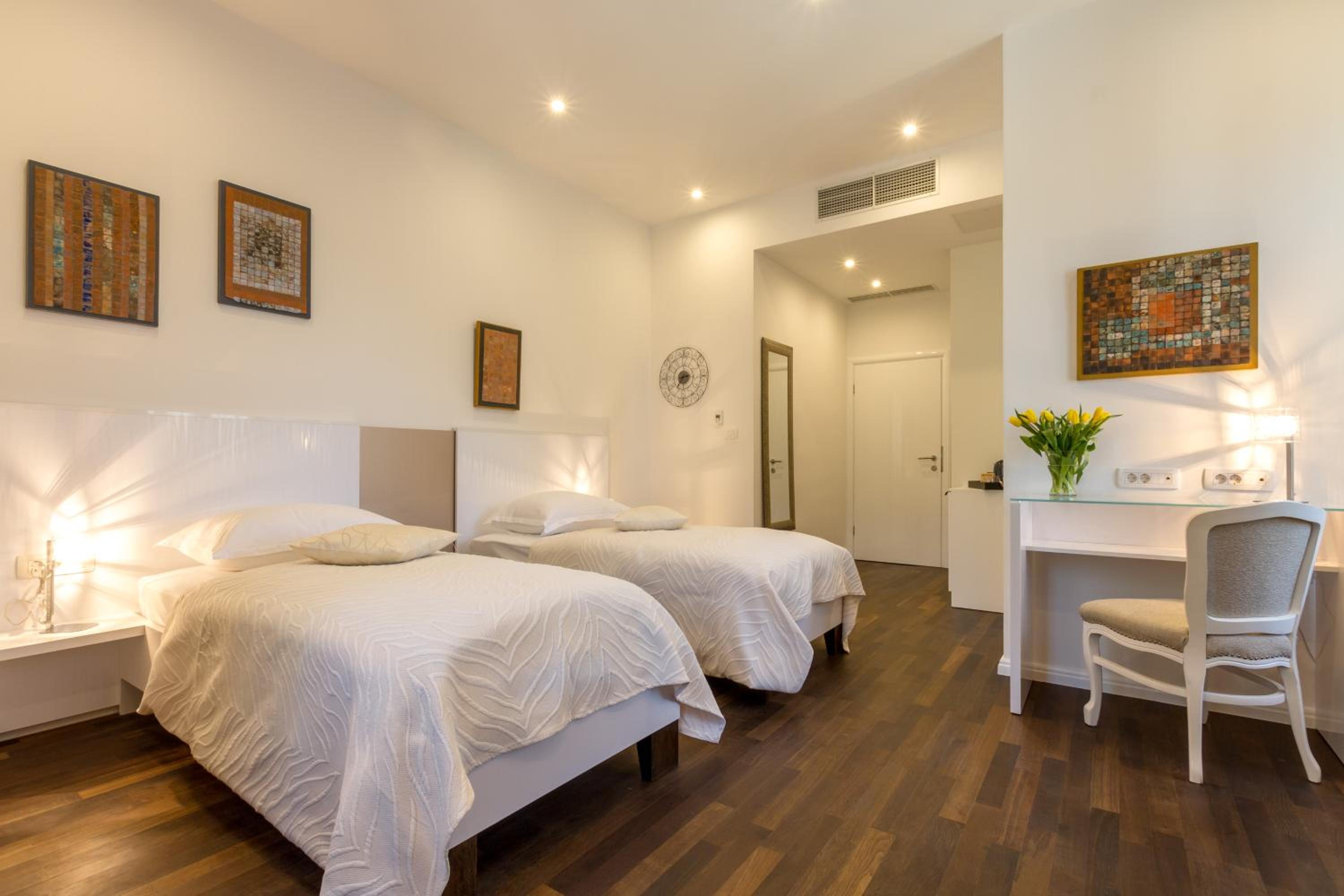 Pellegrini Luxury Rooms photo 38 of 76