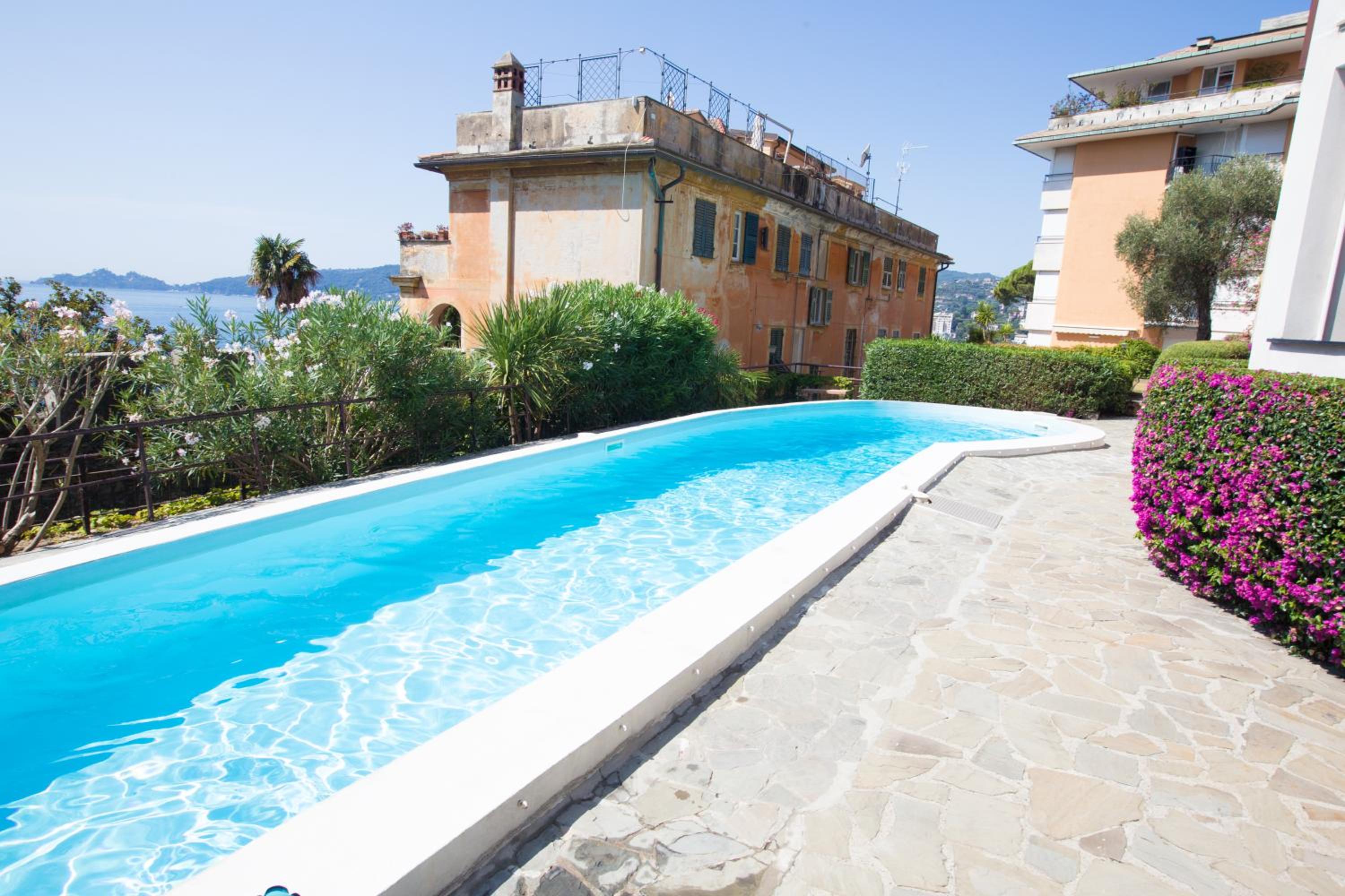 WELCOME RIVIERA Nautilus 11- vista mare-posto macchina individuale-ONLY ONE CAR-piscina condominiale estiva-attrezzatissimo