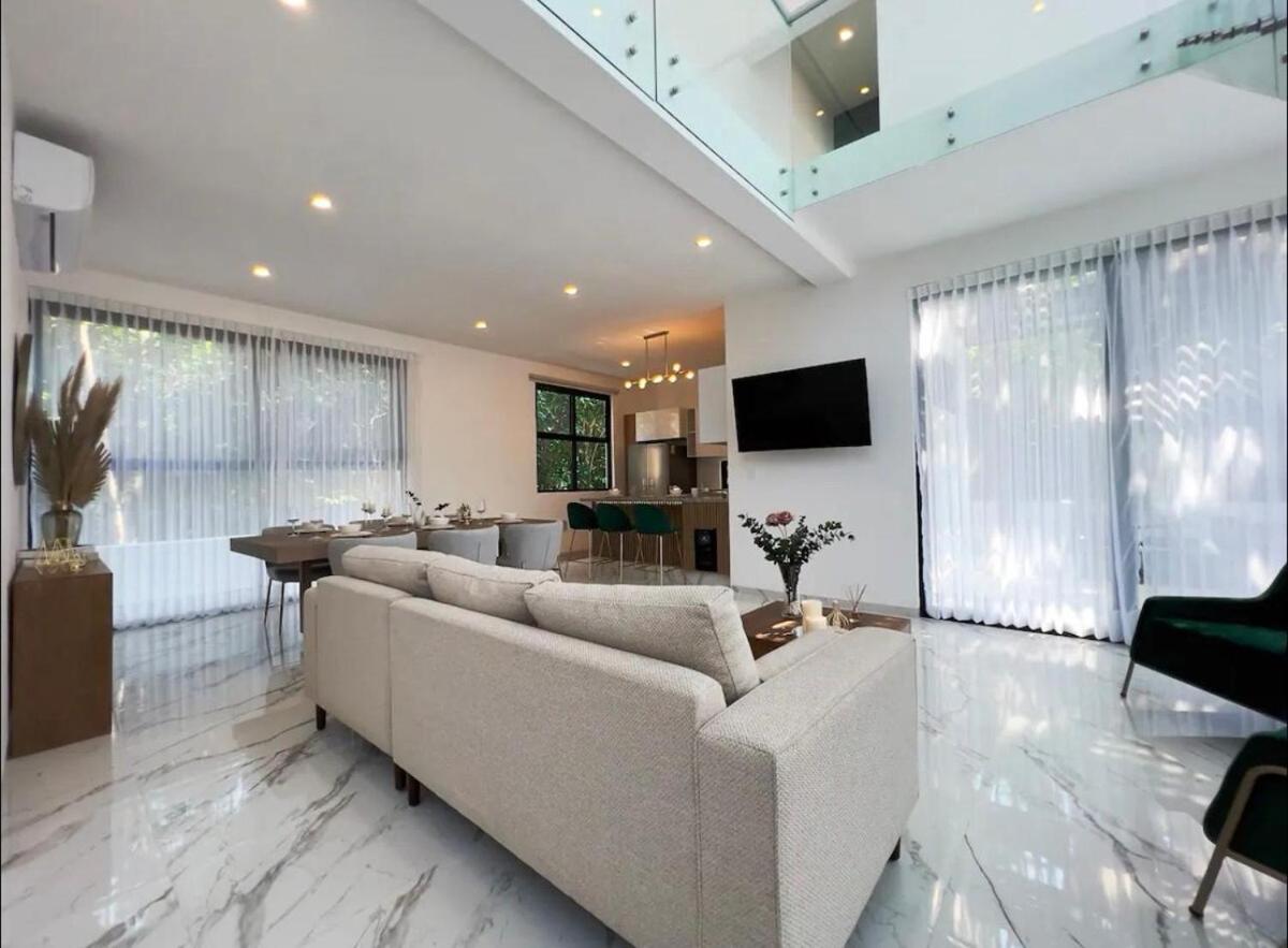 Beatiful House 3BR private pool Gated community