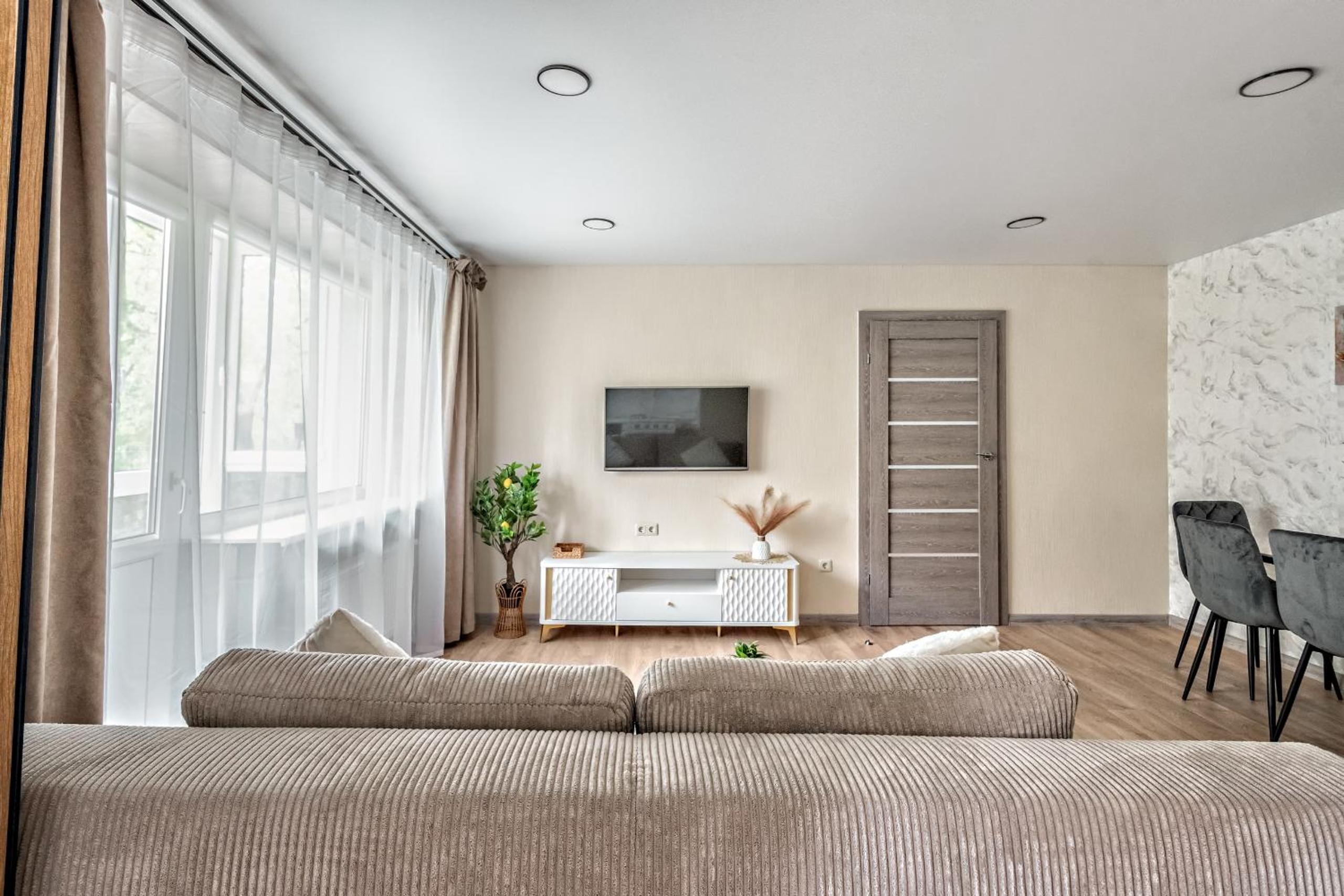Šviesūs ir Jaukūs Apartamentai su balkonu