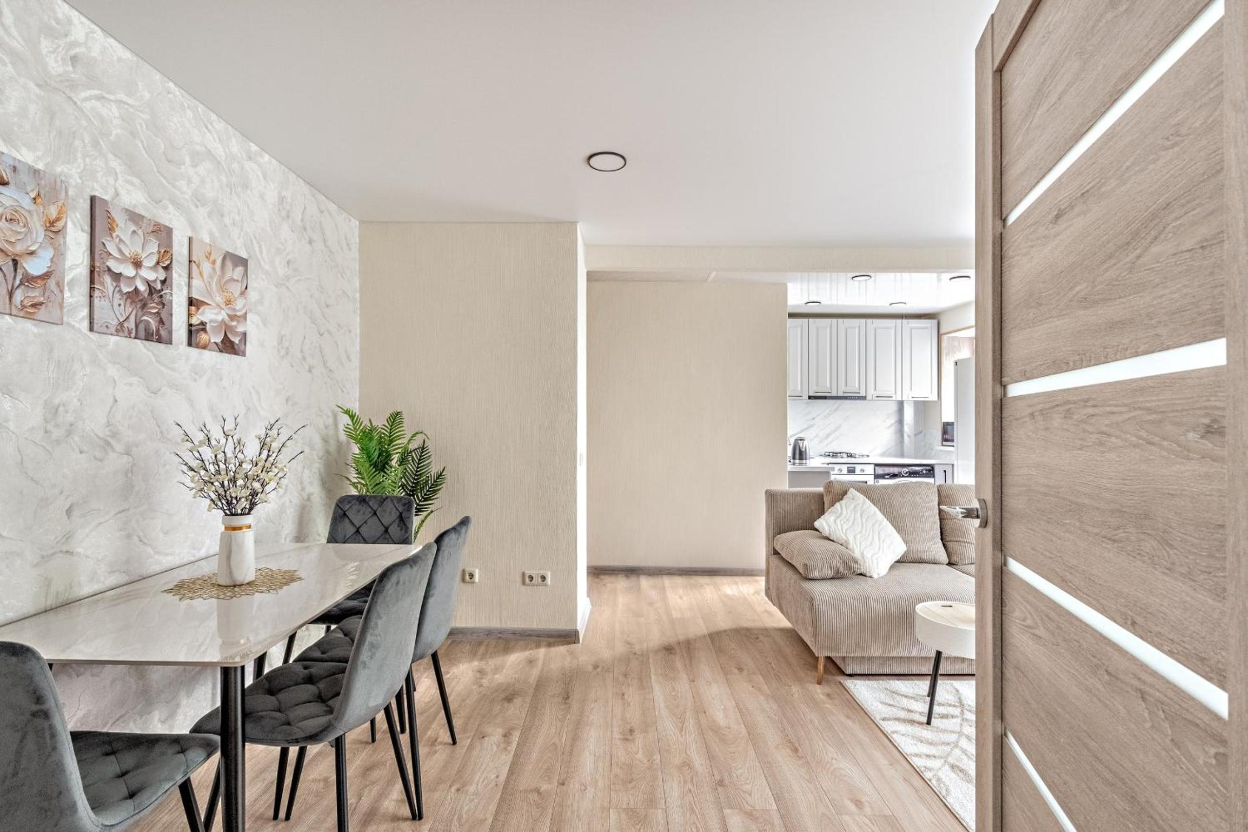 Šviesūs ir Jaukūs Apartamentai su balkonu