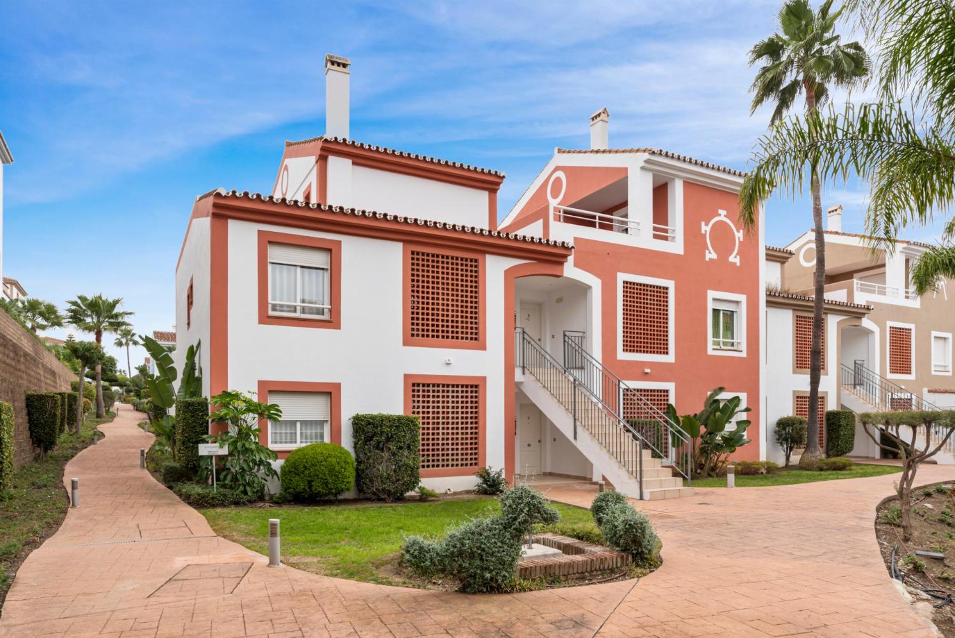 2 Bed Ground Floor Apartment in Cortijo Del Mar Resort