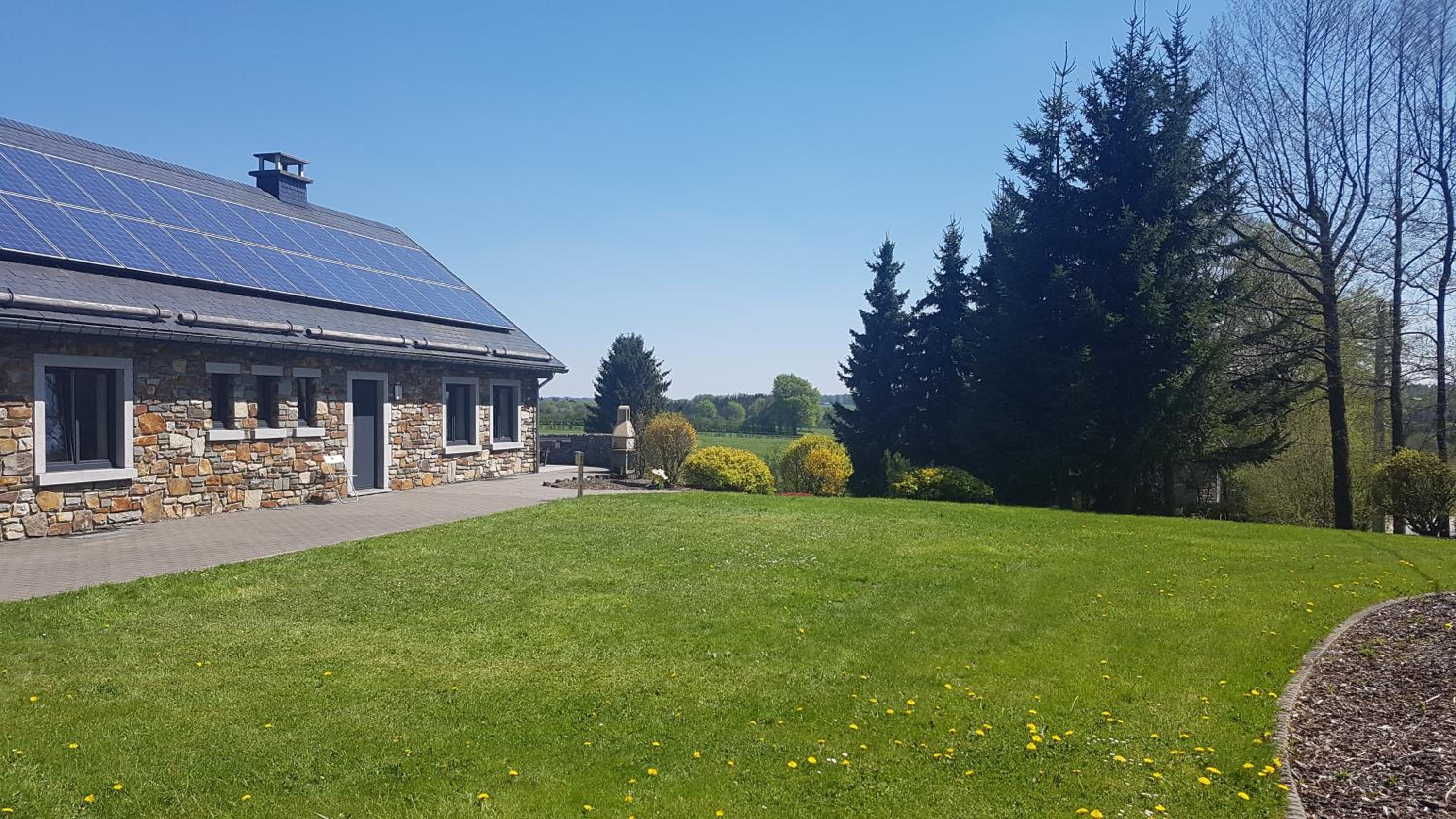 Sixine House, long weekend special
