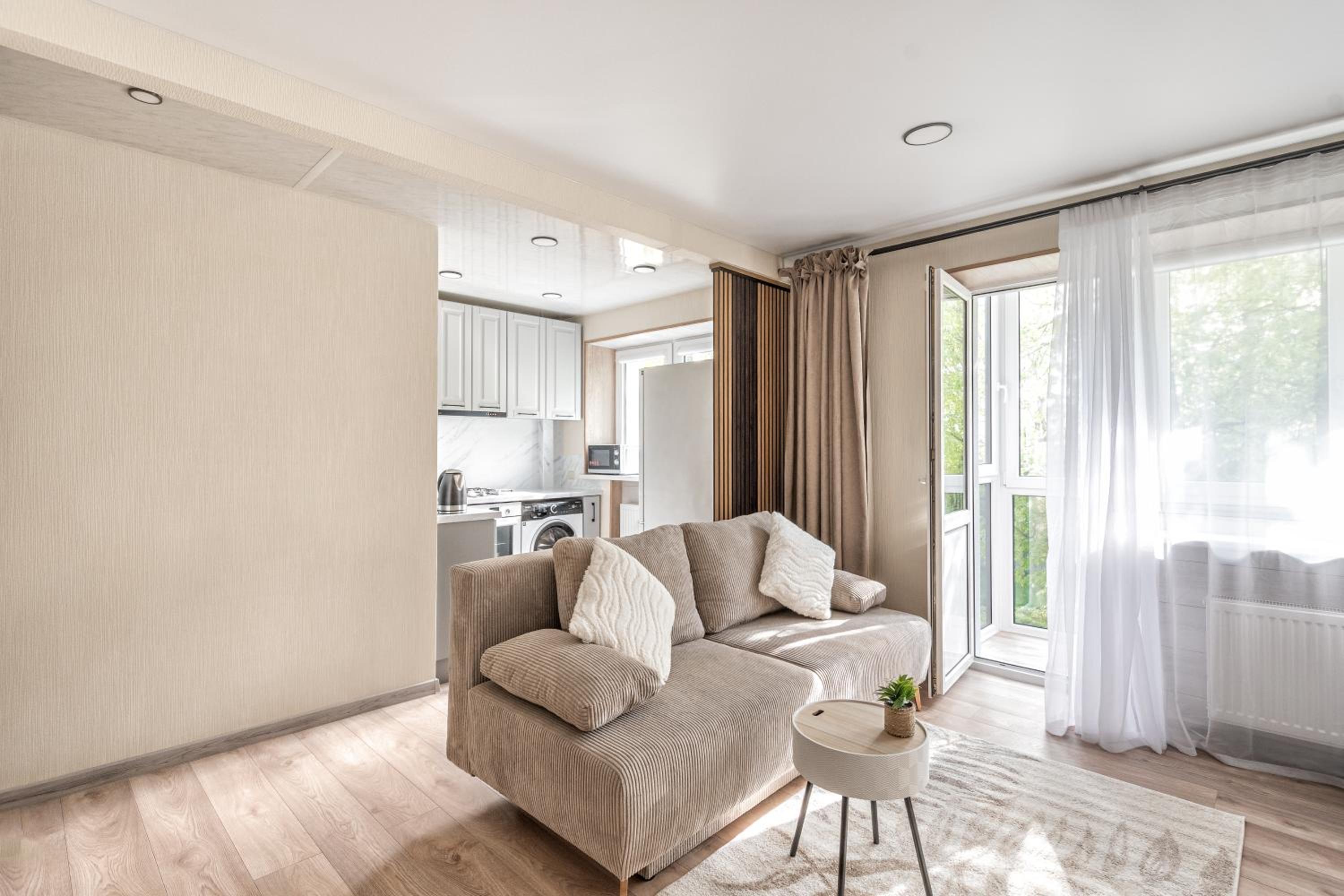 Šviesūs ir Jaukūs Apartamentai su balkonu