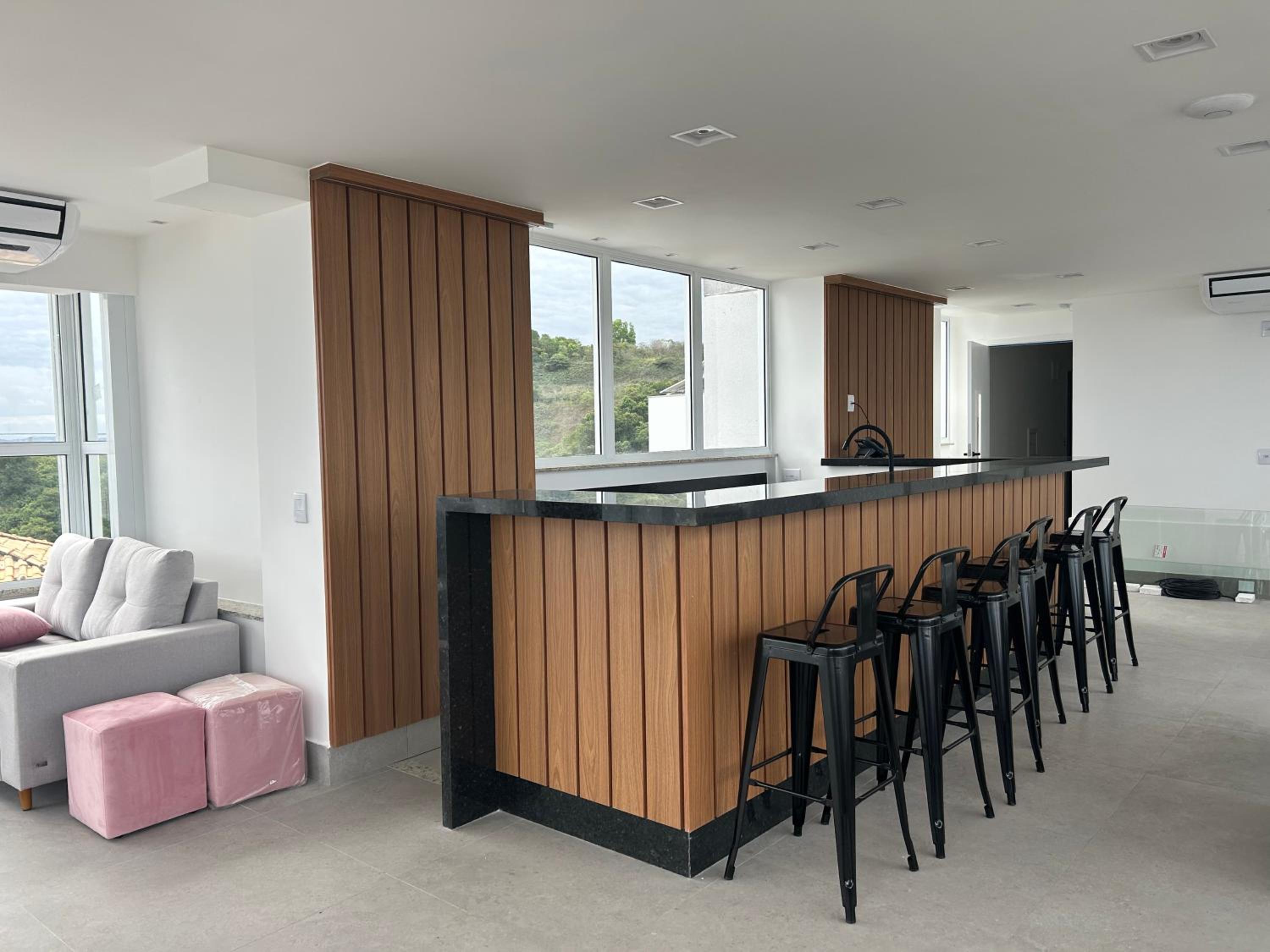 Uni Home 113 - COM ESTACIONAMENTO GRATUITO - Studio moderno e novo perto do MAC - Boa Viagem