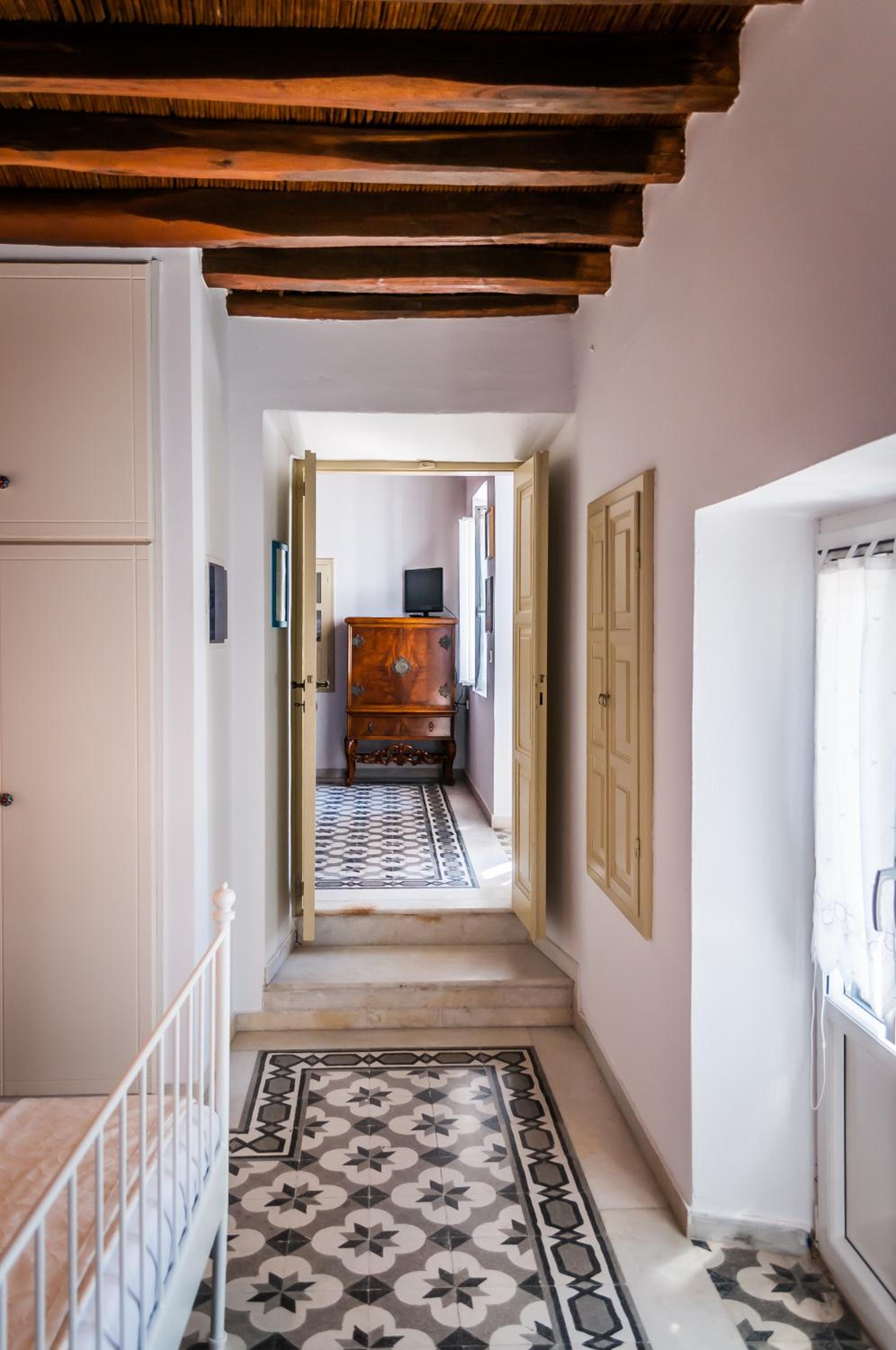 Nearchos House