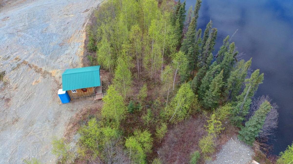 Bass Farm Twin Lakes Couples Dry Cabin
