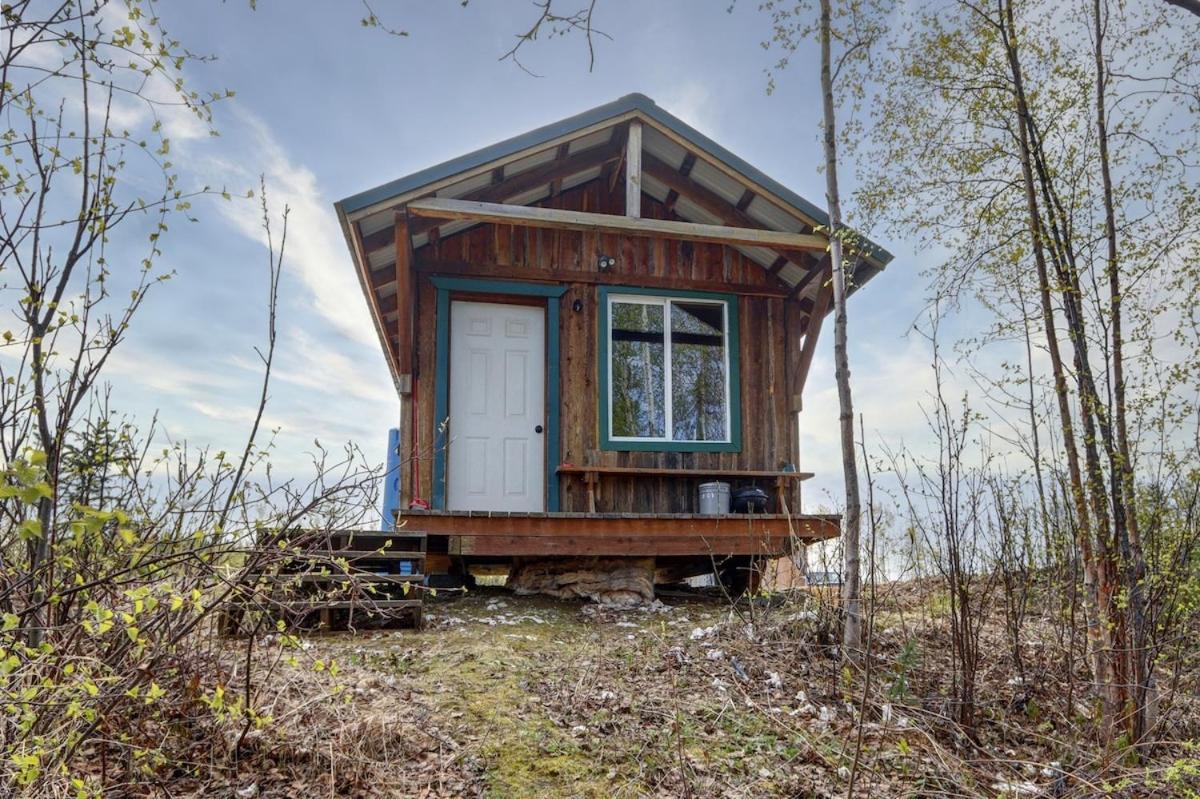 Bass Farm Twin Lakes Couples Dry Cabin