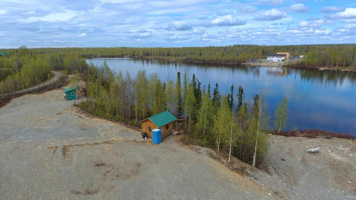 Bass Farm Twin Lakes Couples Dry Cabin