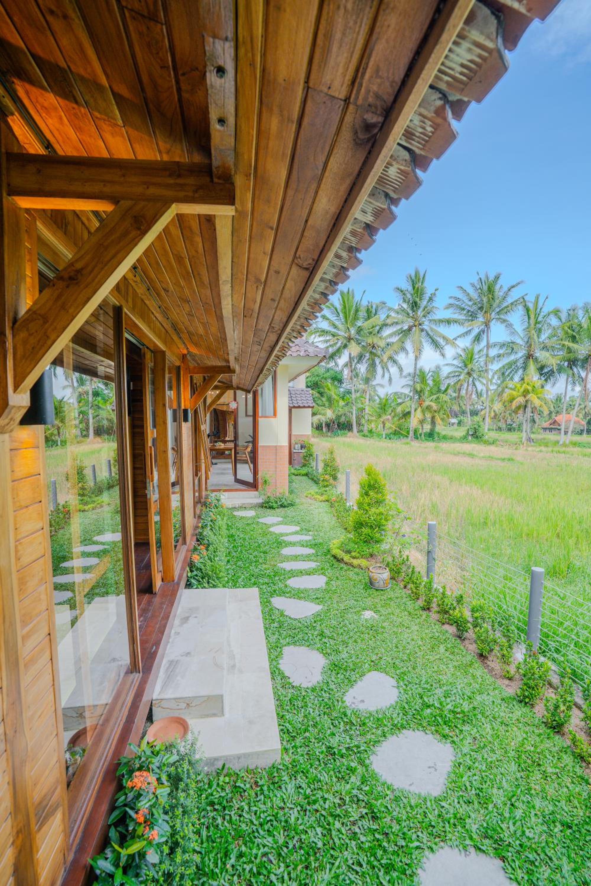 Prana Eco Wooden Villa Ubud