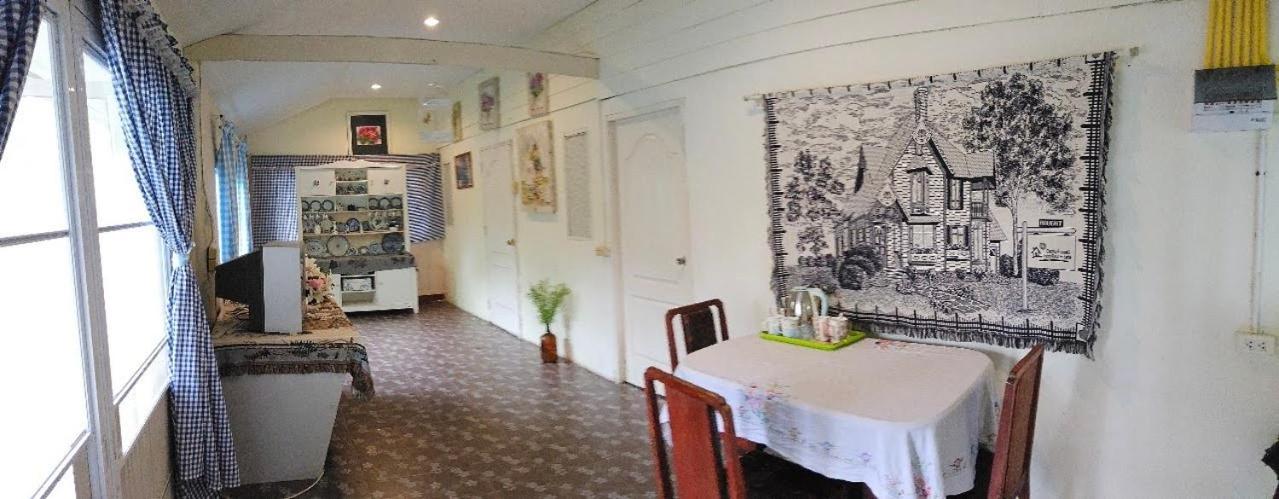 Balmy Hideout Cafe & Homestay
