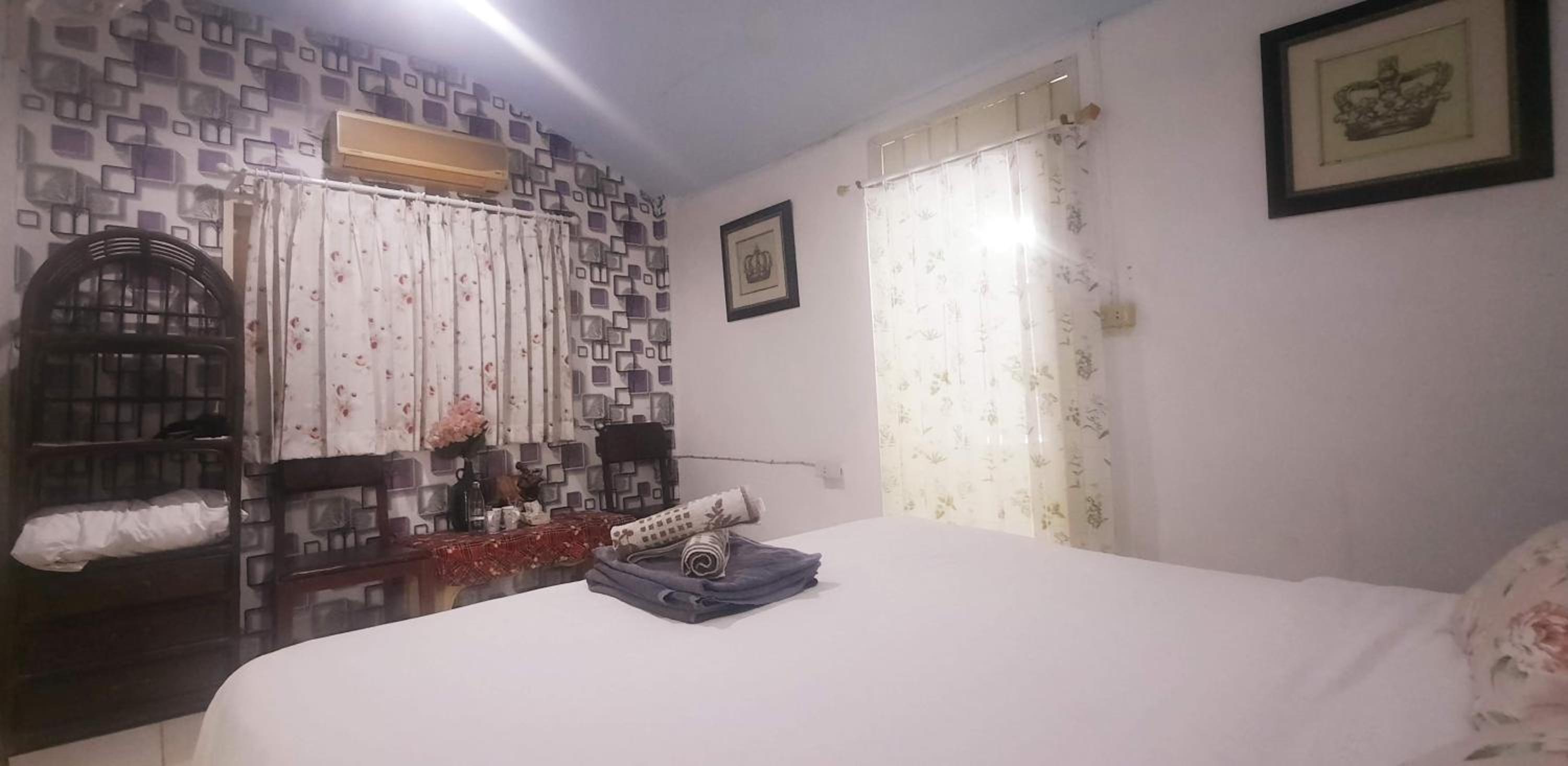 Balmy Hideout Cafe & Homestay