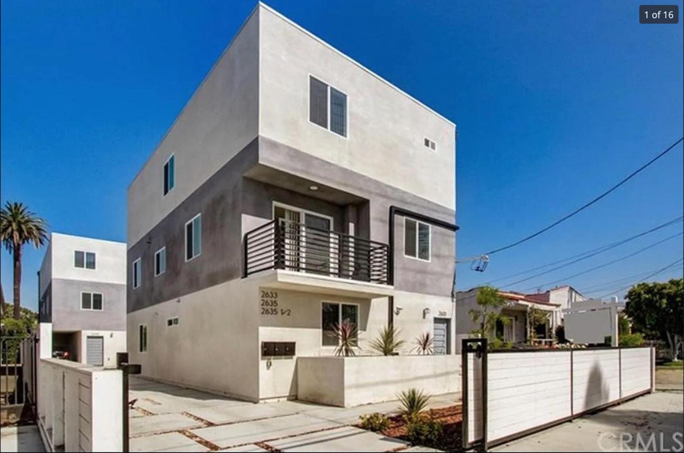 Modern 5-bedroom House FREE parking