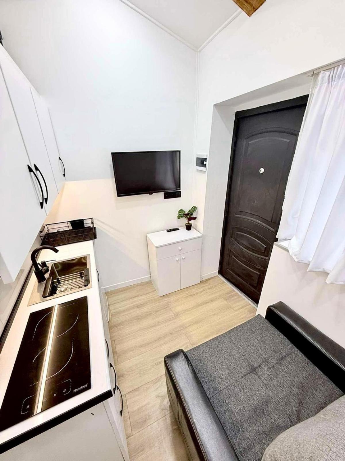 Ezo Tiny Loft - Georgias smallest apartment