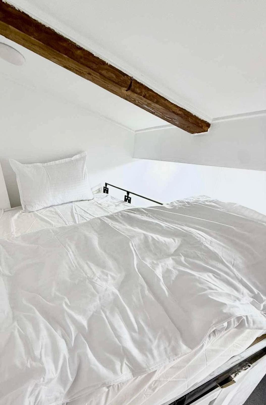 Ezo Tiny Loft - Georgias smallest apartment