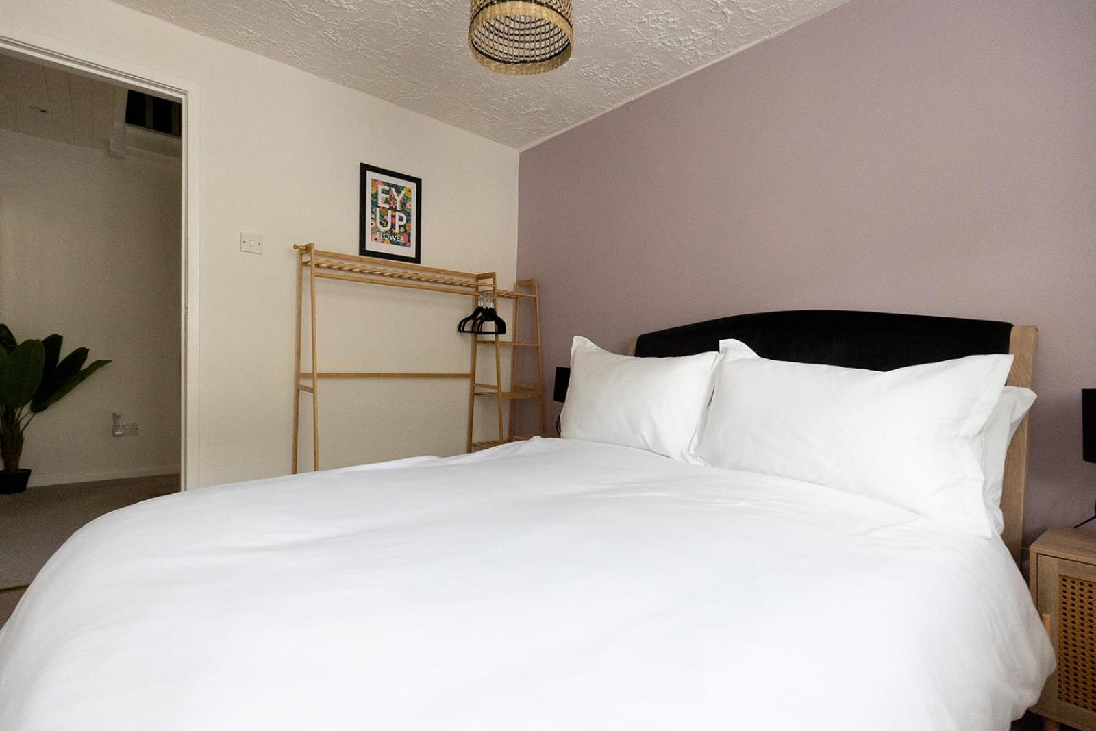 OLD WEAVERS COTTAGE - Charming Historic Weavers Cottage in Holmfirth, West Yorkshire