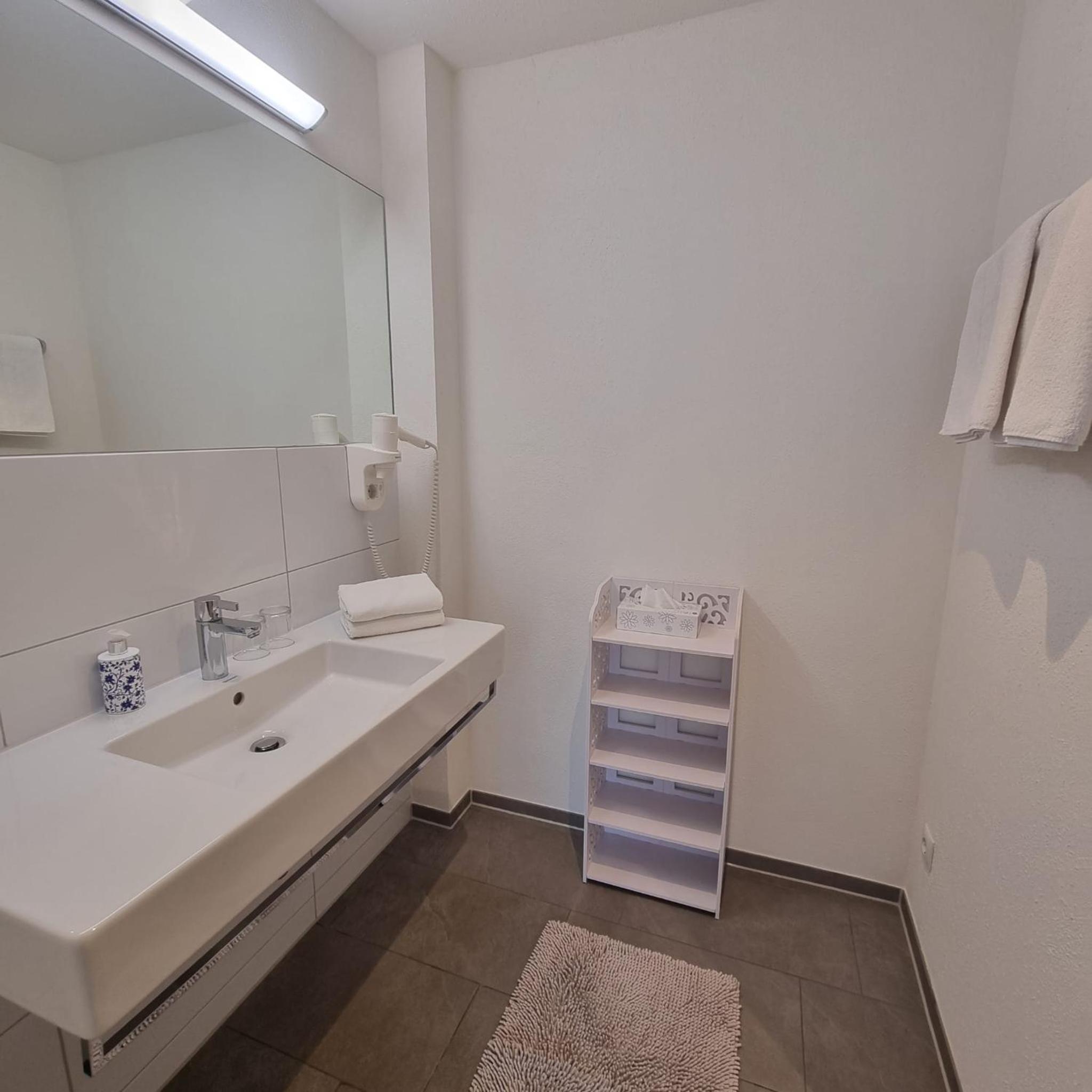 Hotel Central, photo 58