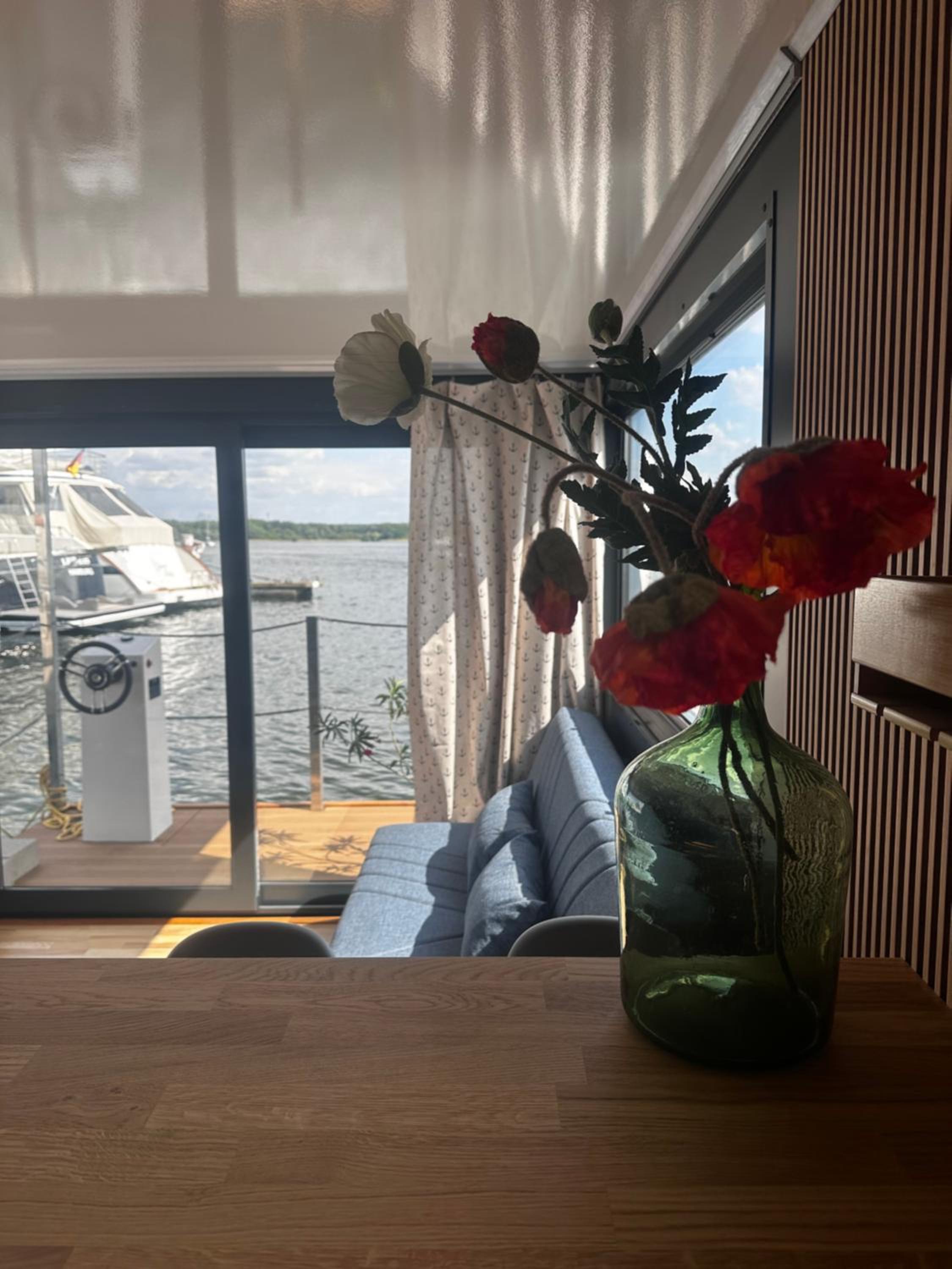 Hausboot Wasservilla