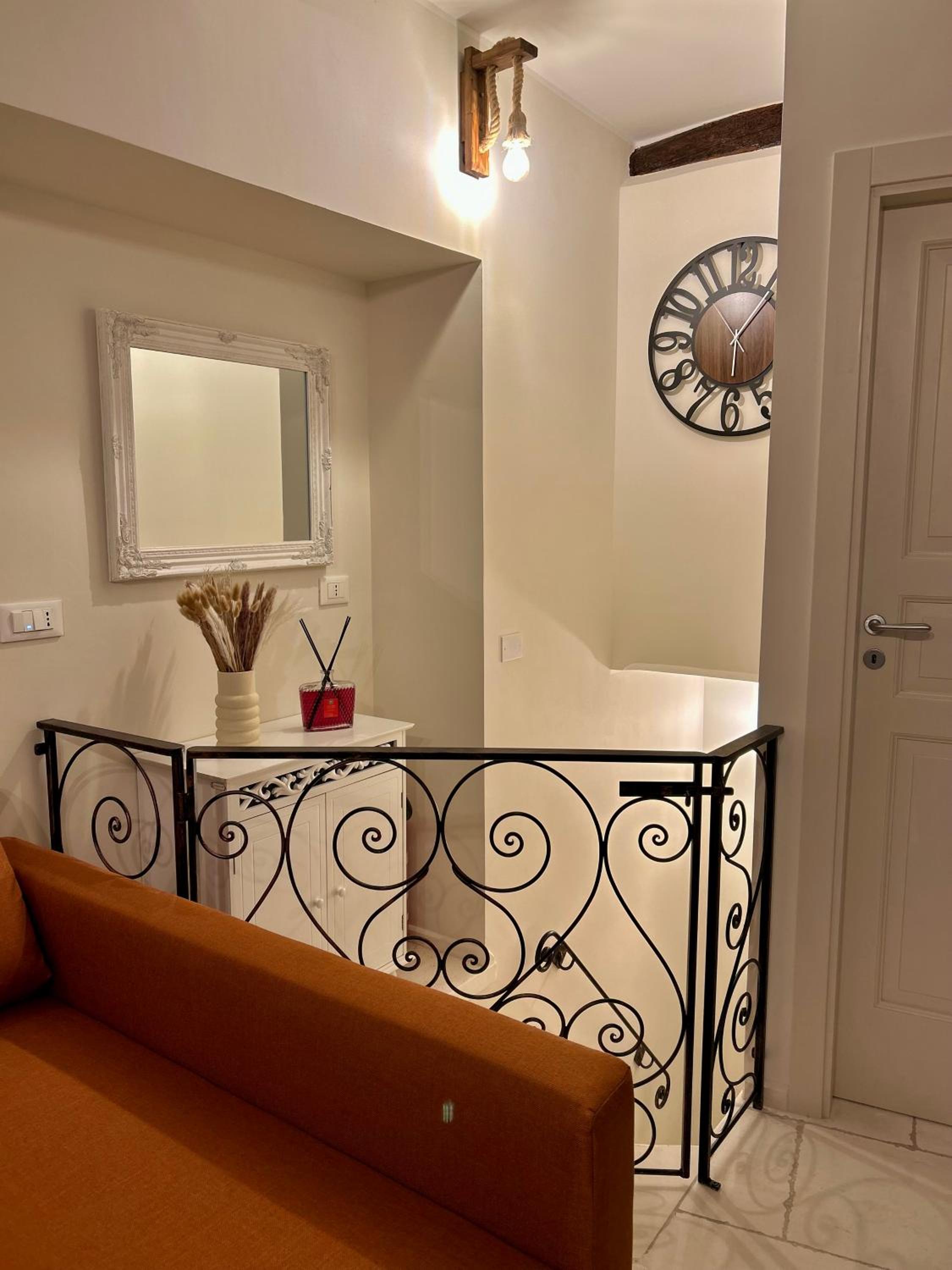 Elegance home