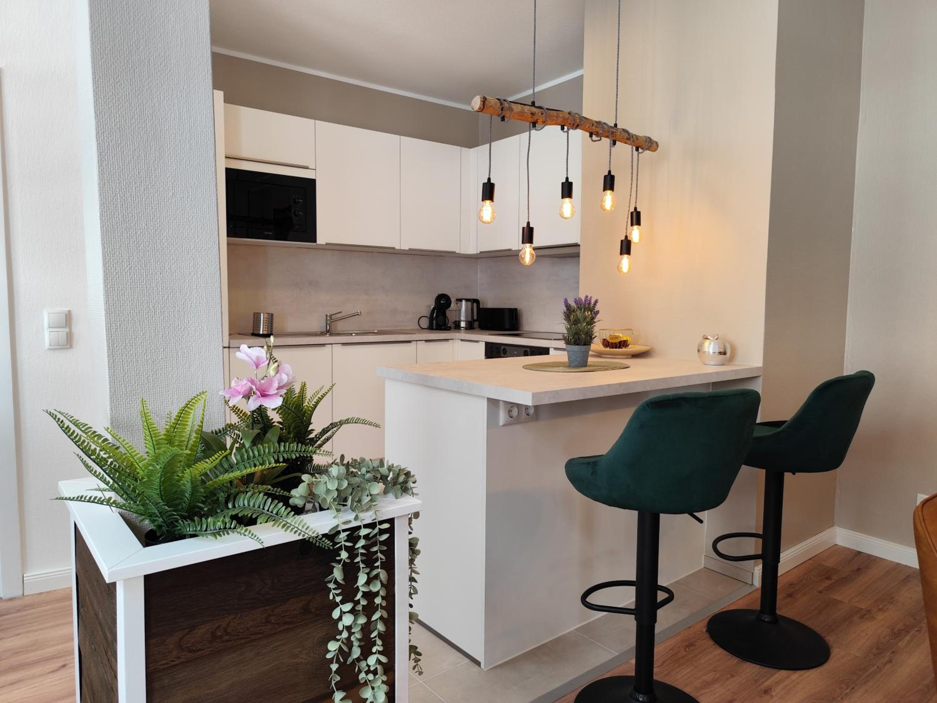 ApartZ - Celle Altstadt - bis 9 Personen Ideal für Familien und Gruppen, 3 SZ, 2 Bäder, Infrarotsauna, inklusive Parkplatz, Dachterrasse