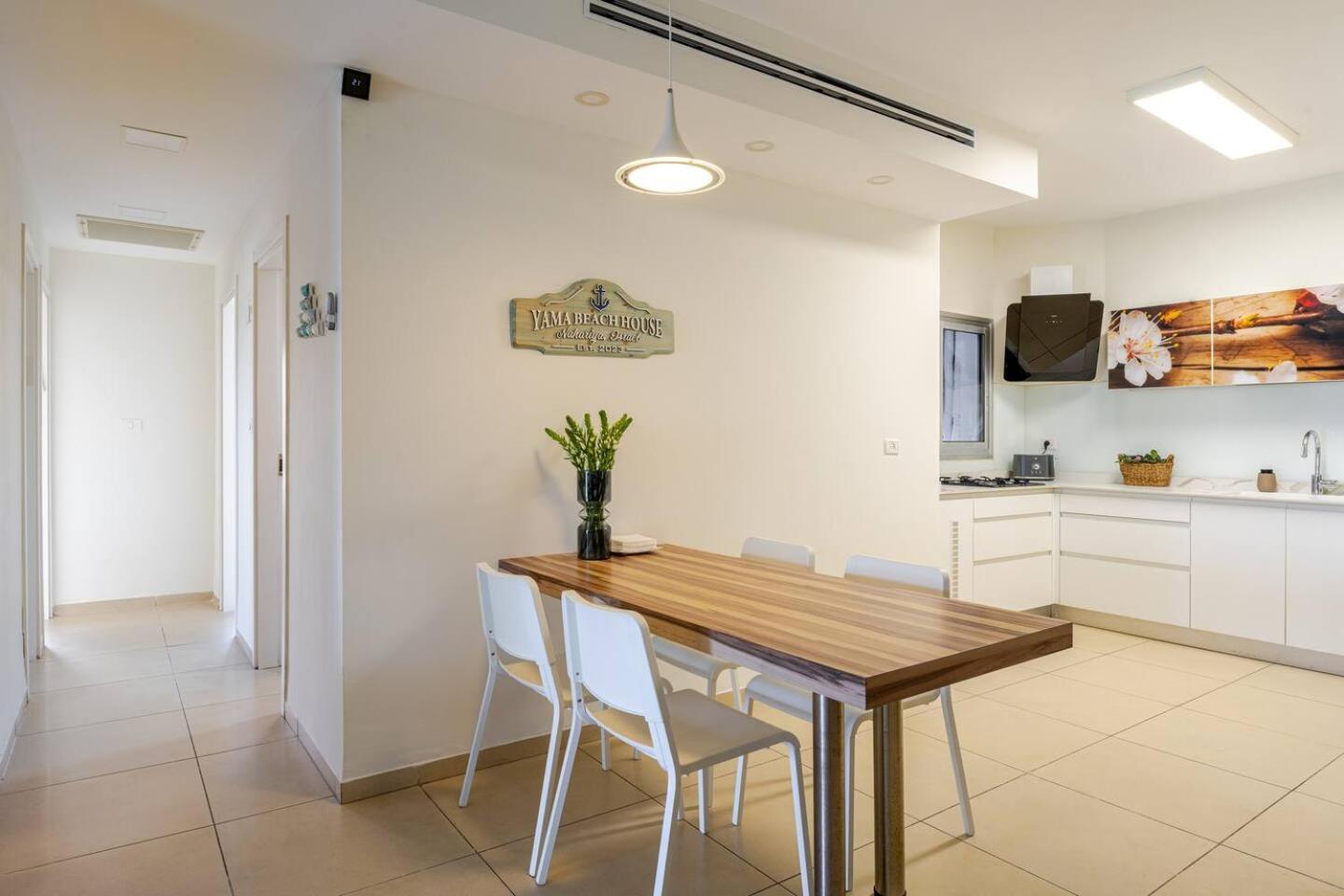 GW002 MAMAD Gugel Waves Amazing Seaview & Garden Family Apartments