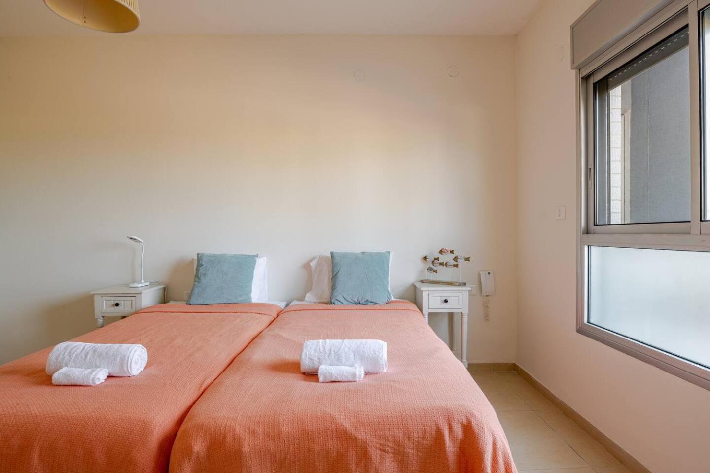 GW002 MAMAD Gugel Waves Amazing Seaview & Garden Family Apartments