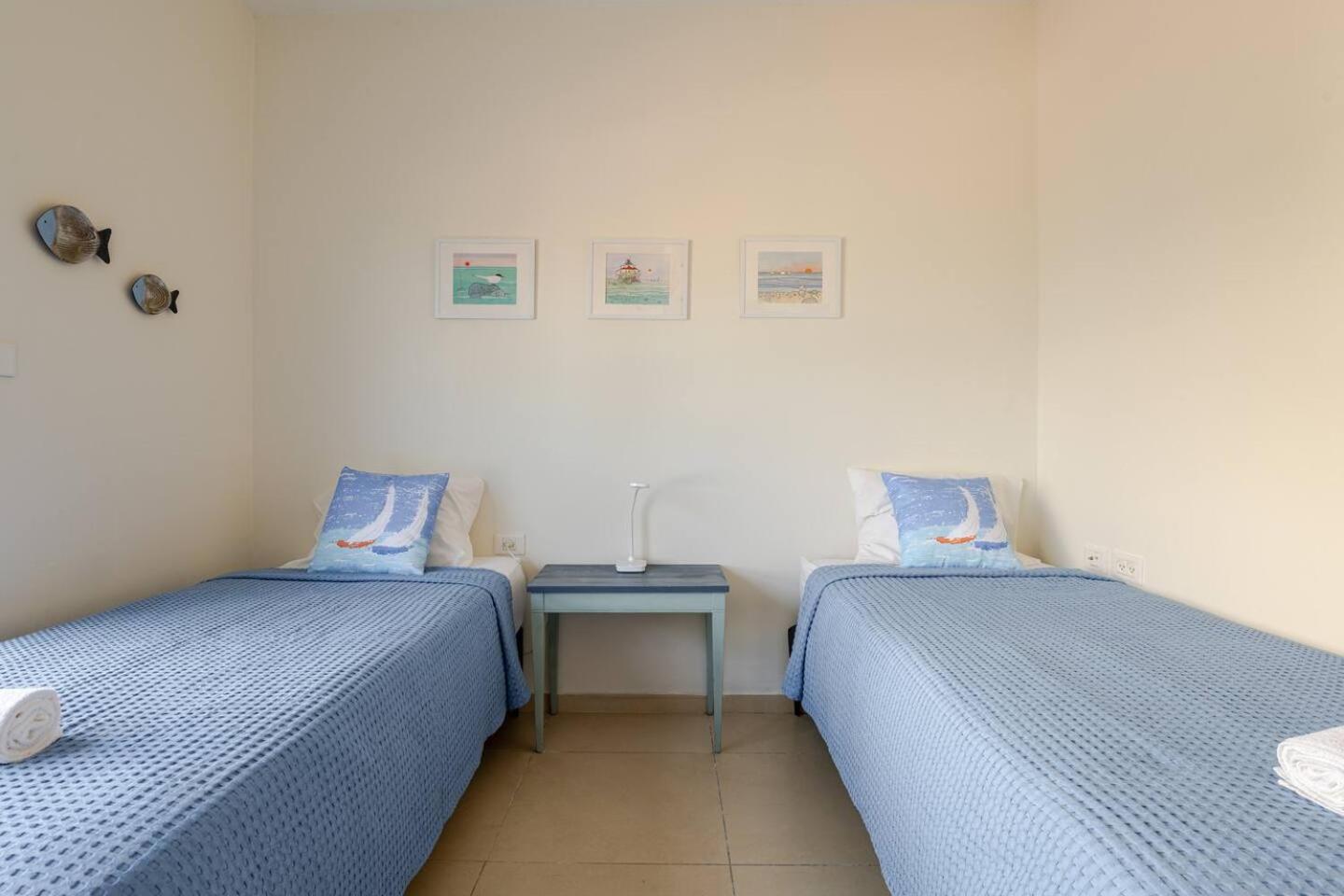 GW002 MAMAD Gugel Waves Amazing Seaview & Garden Family Apartments